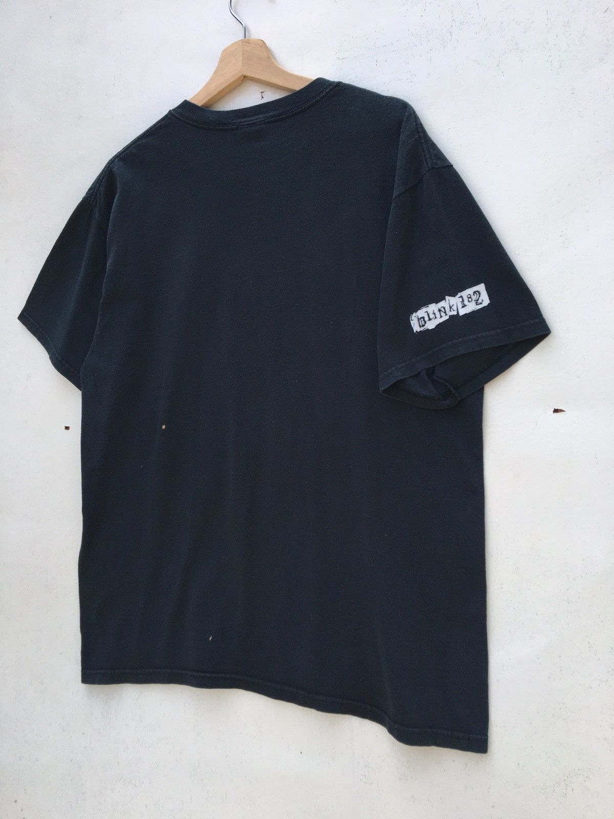 Band Tees Vintage Rare BLINK 182 Smiley Logo Tshirt Size US L / EU 52-54 / 3 - 12 Thumbnail