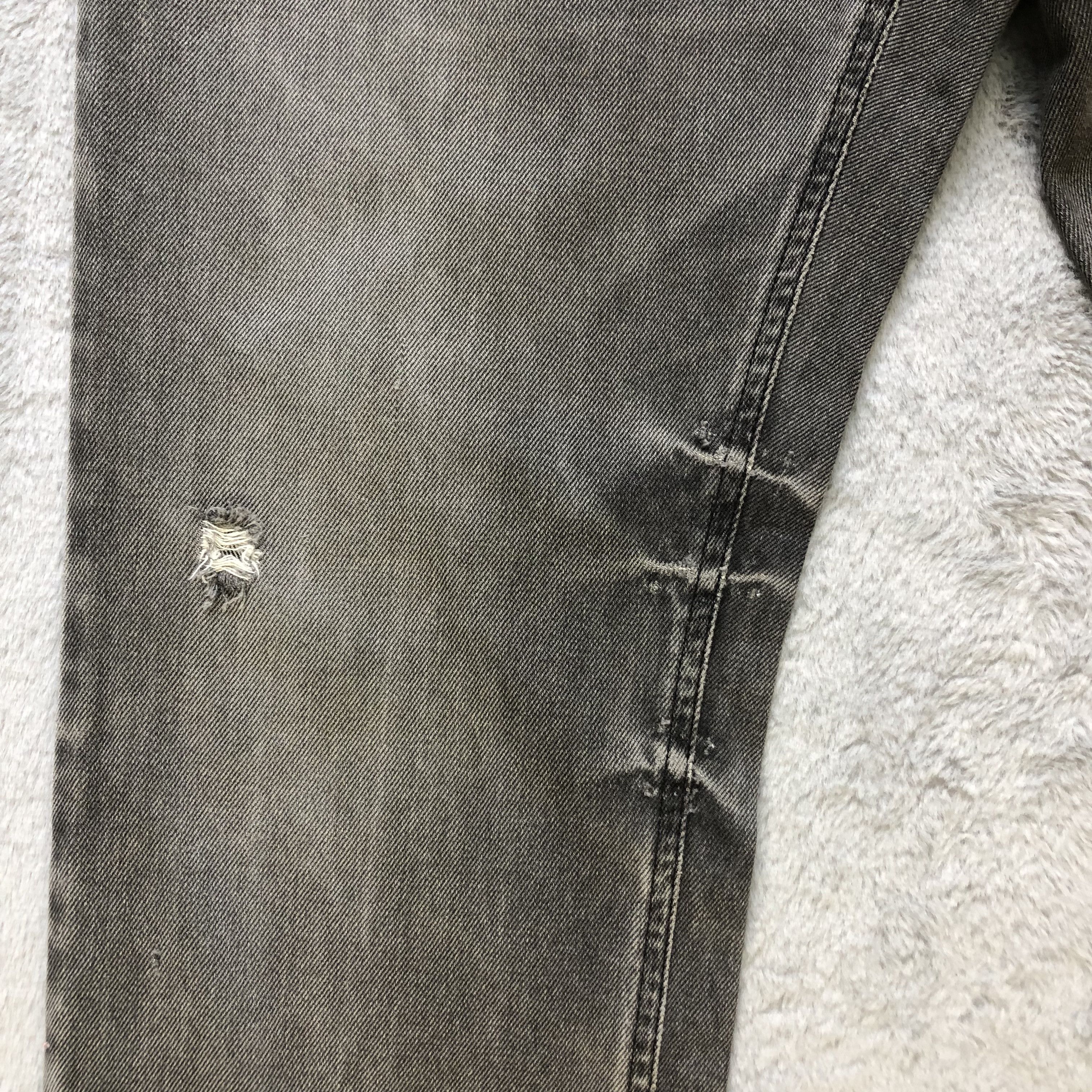 Dolce & Gabbana TRASHED🔥 D&G LIGHT WASH DENIM PANT #6661-78 Size US 35 - 9 Thumbnail