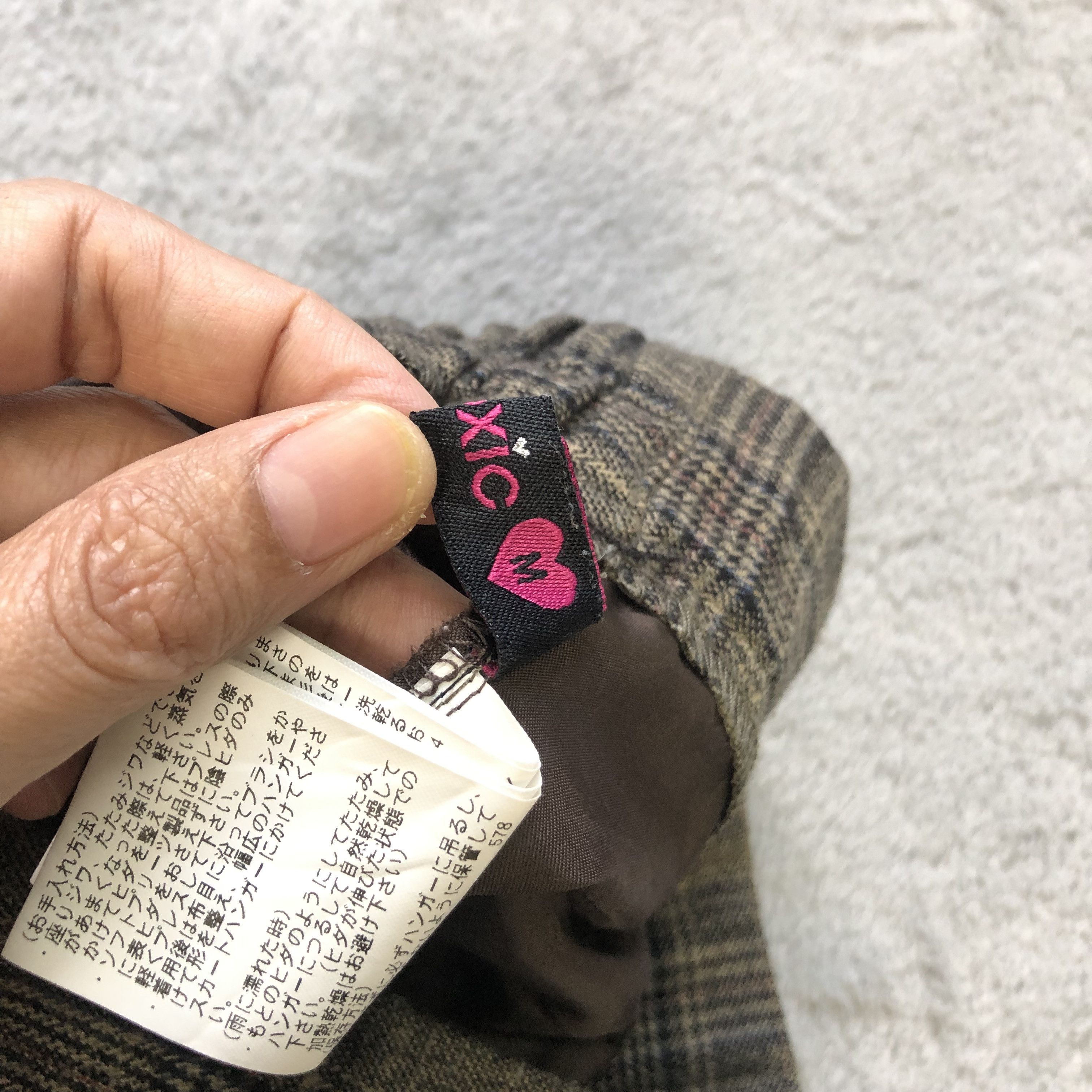 Japanese Brand LOVE TOXIC TARTAN CHECKED PLAID MINI SKIRT #6665-78 Size 27" / US 4 / IT 40 - 7 Thumbnail