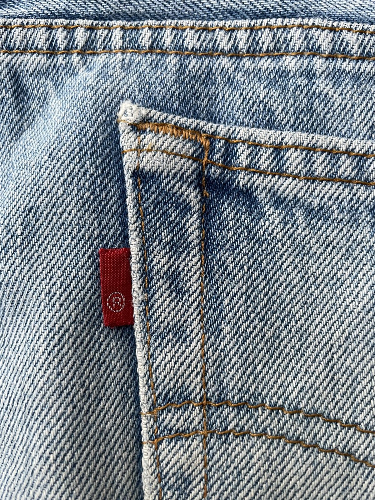 Levi's Vintage Levi’s 501 e 1991 Usa Aging Faded Distressed Denim Size US 33 - 15 Thumbnail