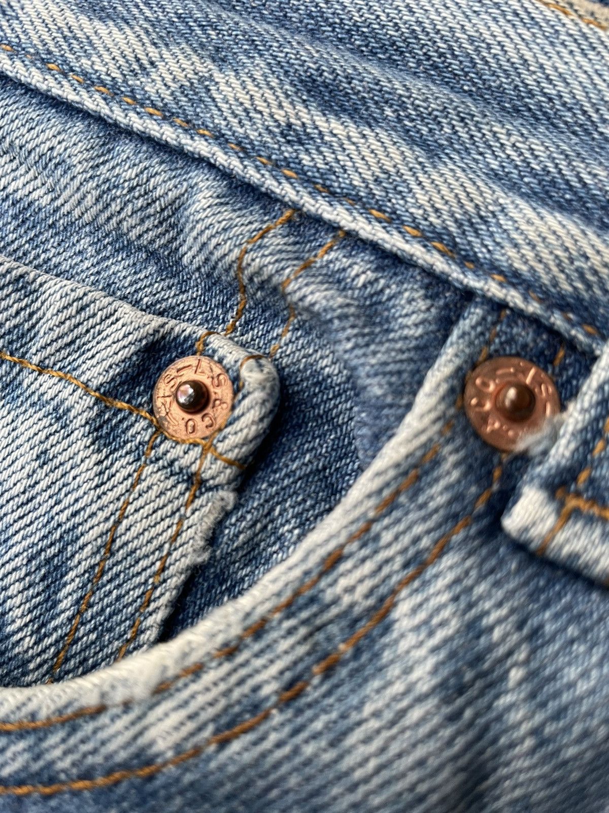 Levi's Vintage Levi’s 501 e 1991 Usa Aging Faded Distressed Denim Size US 33 - 19 Thumbnail
