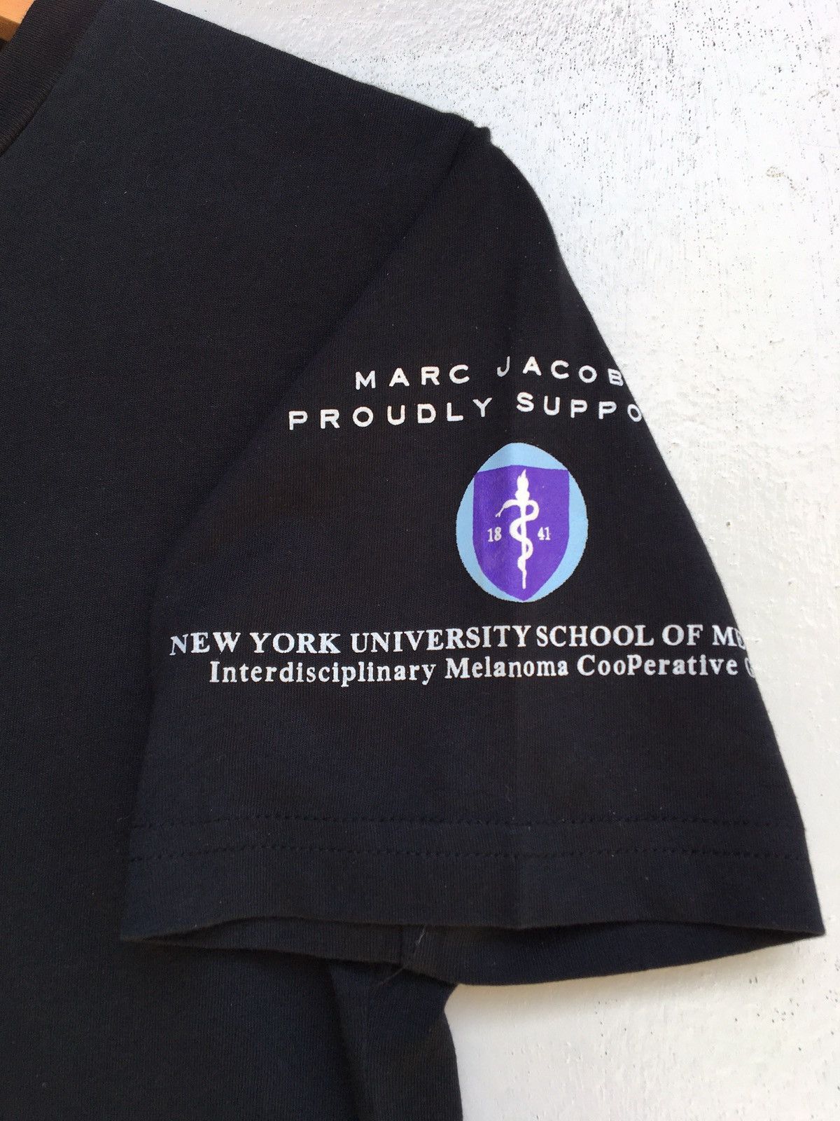 Marc Jacobs Marc Jacobs Thank You 4 Getting Victoria Beckham Size US M / EU 48-50 / 2 - 7 Thumbnail