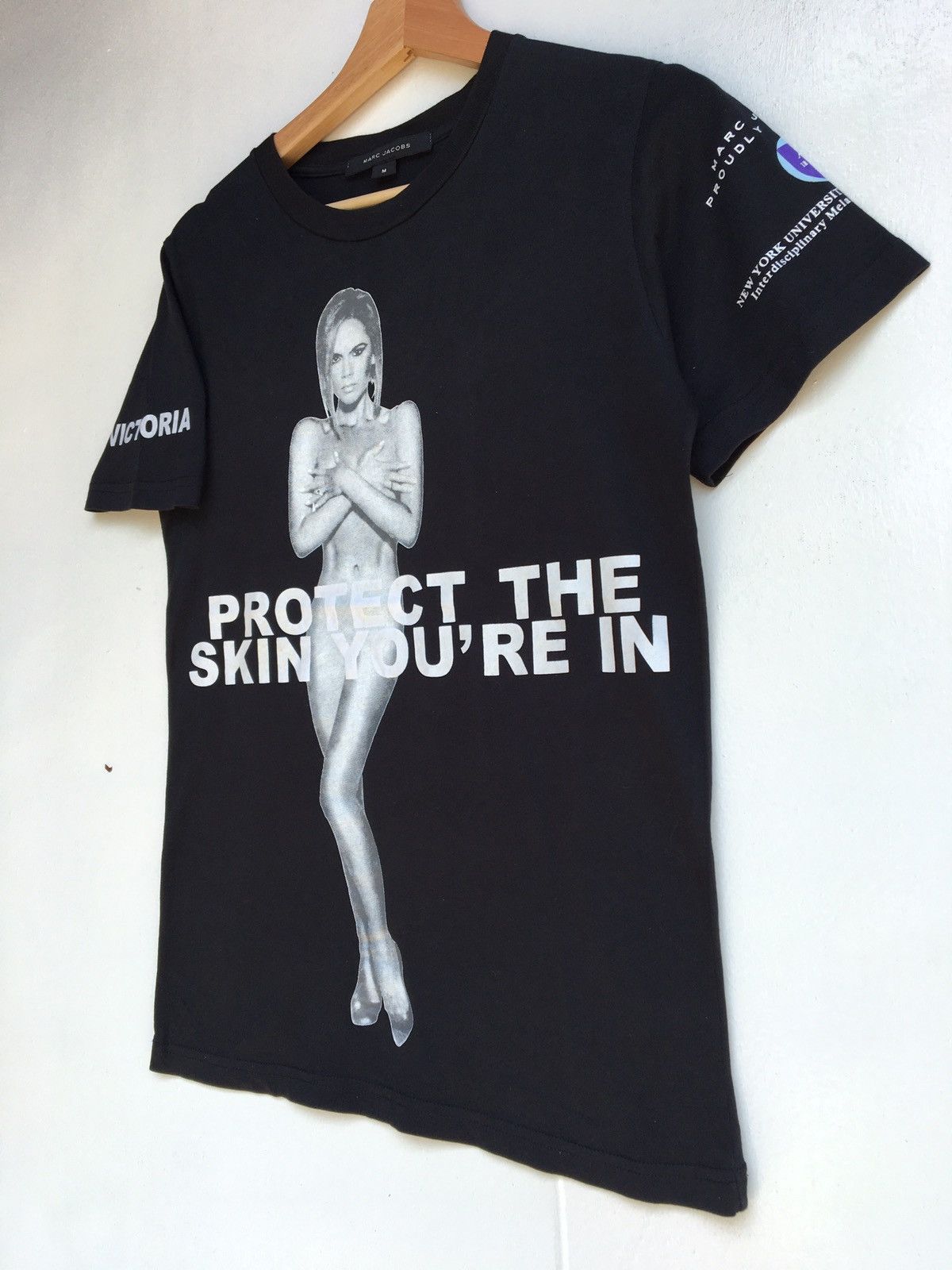 Marc Jacobs Marc Jacobs Thank You 4 Getting Victoria Beckham Size US M / EU 48-50 / 2 - 3 Thumbnail