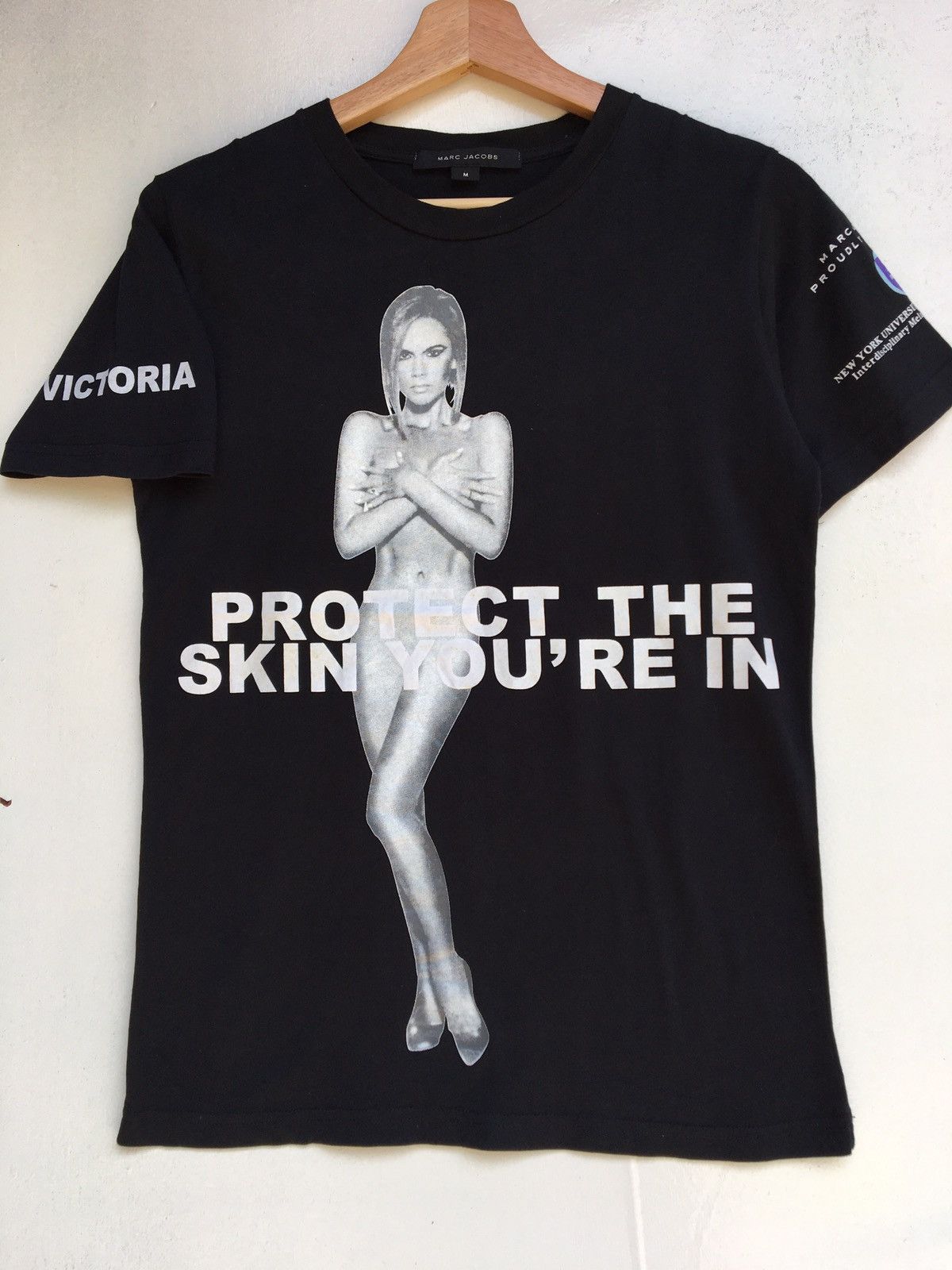 Marc Jacobs Marc Jacobs Thank You 4 Getting Victoria Beckham Size US M / EU 48-50 / 2 - 1 Thumbnail
