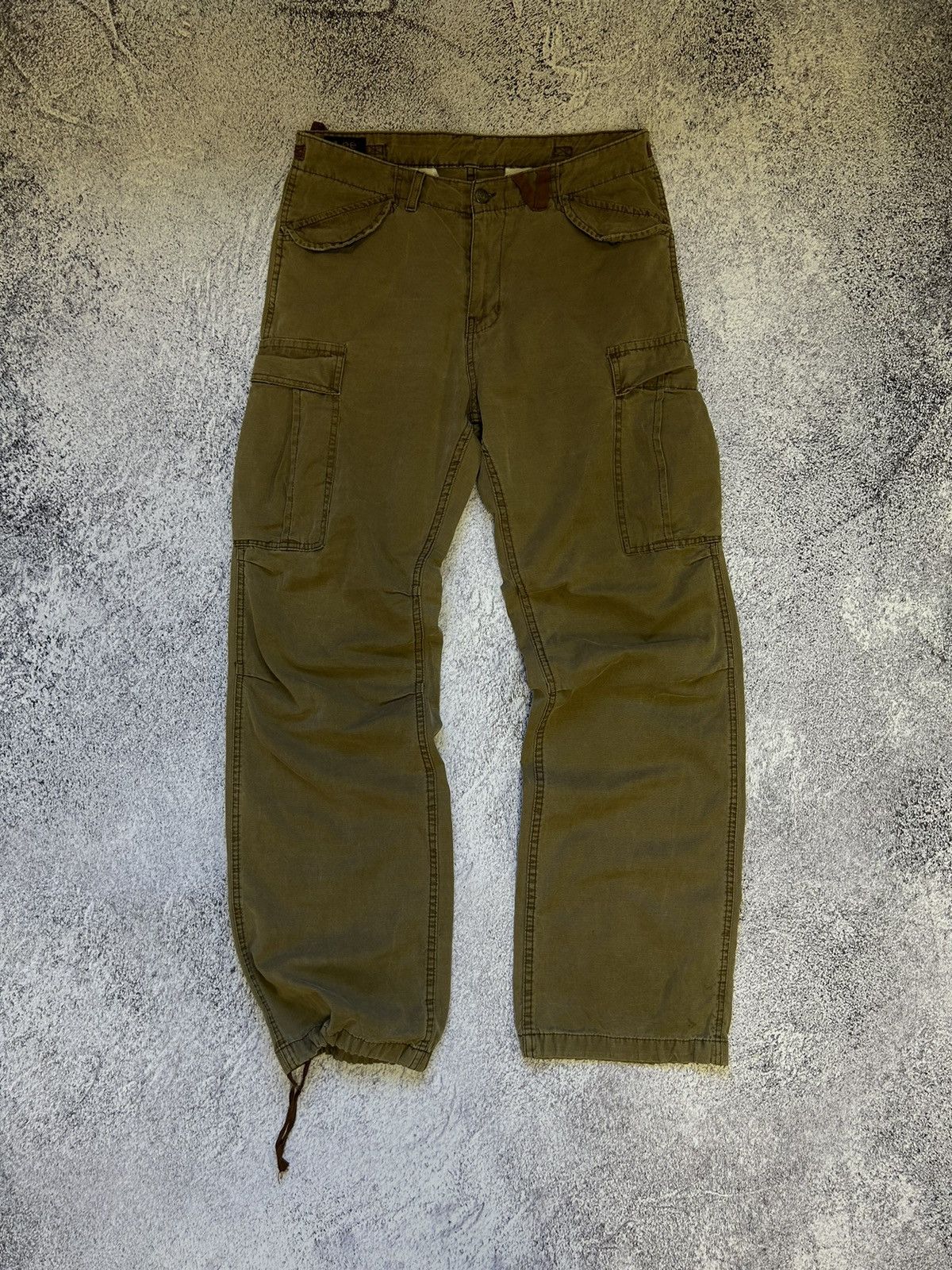 image of Archival Clothing x Lee Mens Vintage Lee Cargo Pants Military Archive Y2K in Brown (Size 33)