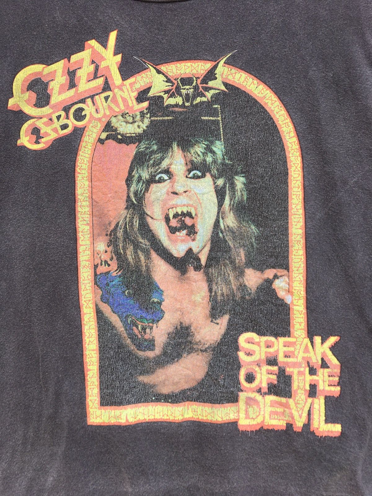 Band Tees Vintage Rare Ozzy Osbourne Speak of the Devil Tshirt Size US S / EU 44-46 / 1 - 4 Thumbnail