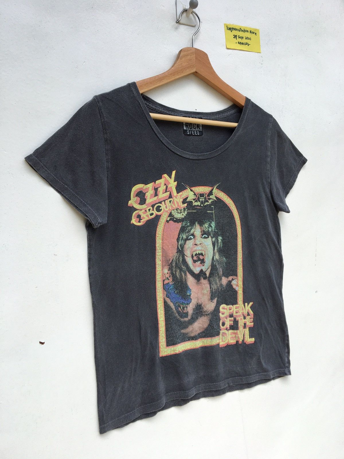 Band Tees Vintage Rare Ozzy Osbourne Speak of the Devil Tshirt Size US S / EU 44-46 / 1 - 2 Thumbnail