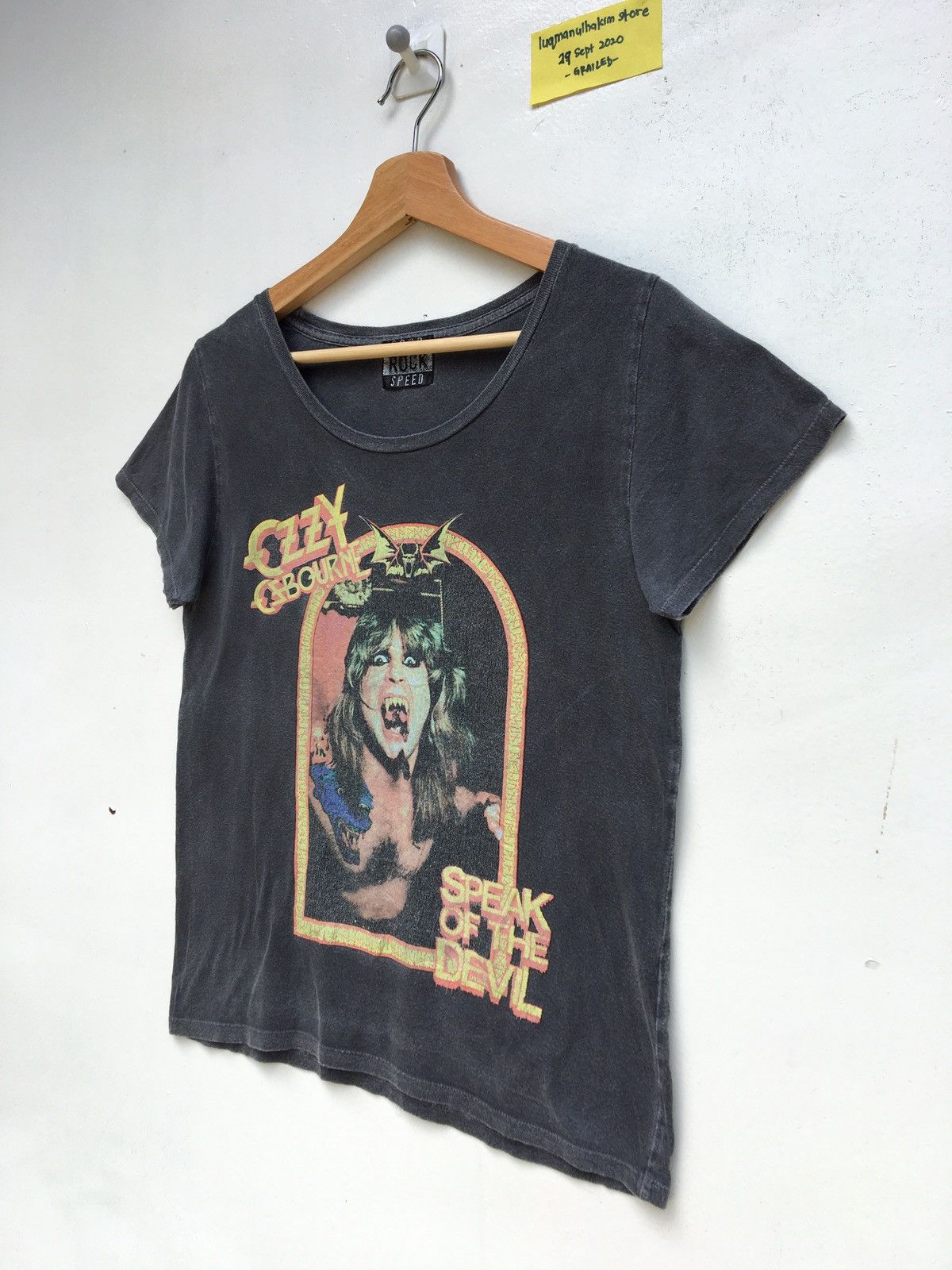 Band Tees Vintage Rare Ozzy Osbourne Speak of the Devil Tshirt Size US S / EU 44-46 / 1 - 3 Thumbnail