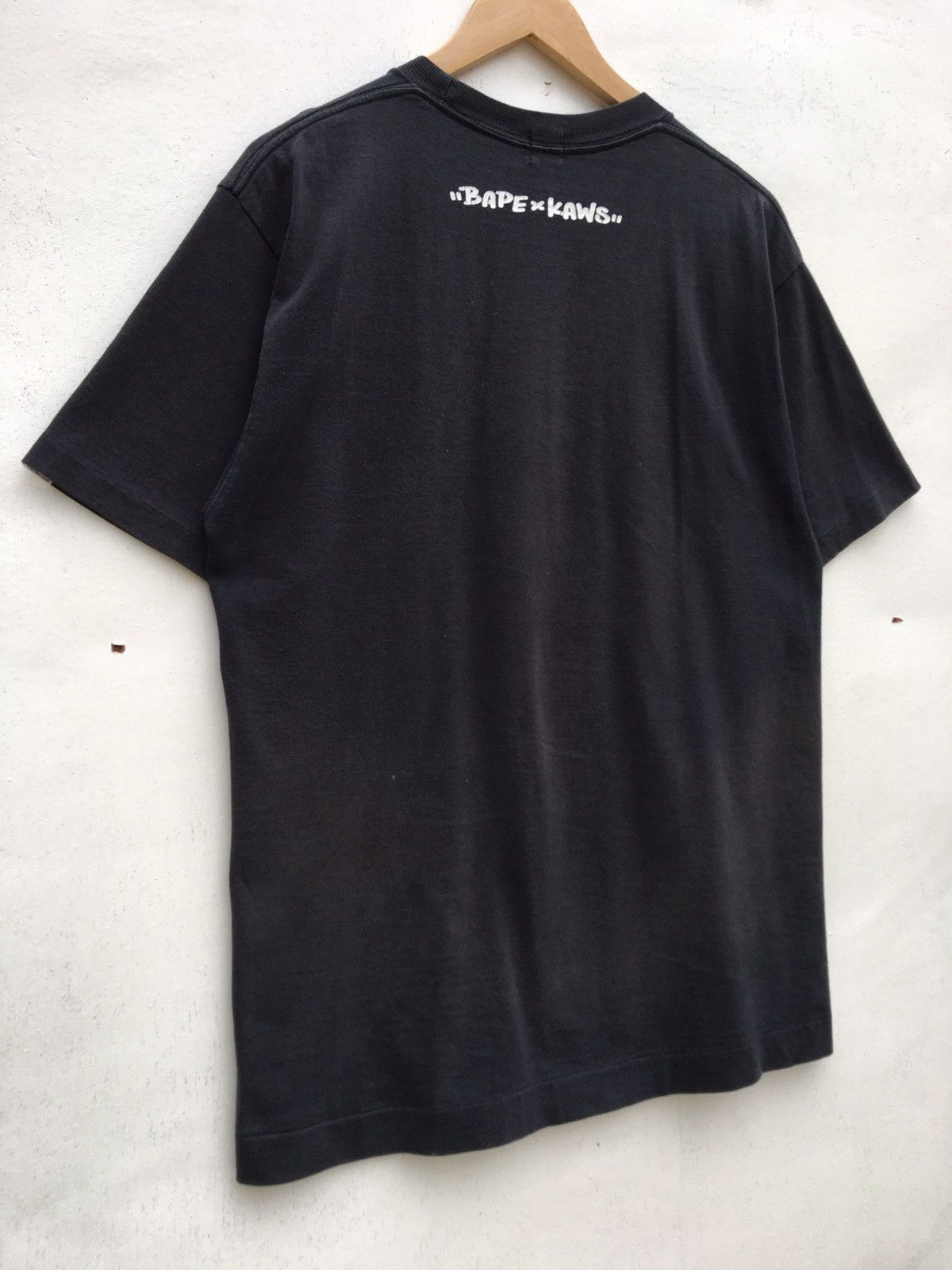 Bape × Kaws SS05 Bape x Kaws Baby Milo Tee Size US M / EU 48-50 / 2 - 18 Thumbnail