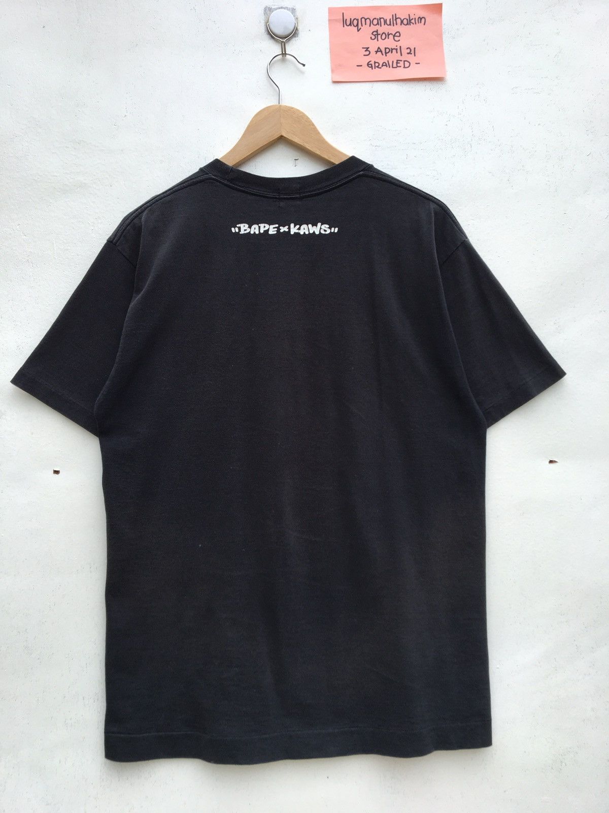 Bape × Kaws SS05 Bape x Kaws Baby Milo Tee Size US M / EU 48-50 / 2 - 17 Thumbnail