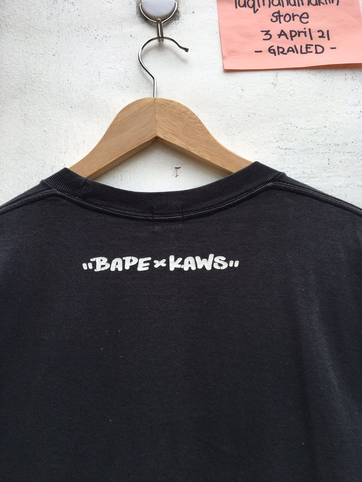 Bape × Kaws SS05 Bape x Kaws Baby Milo Tee Size US M / EU 48-50 / 2 - 21 Thumbnail
