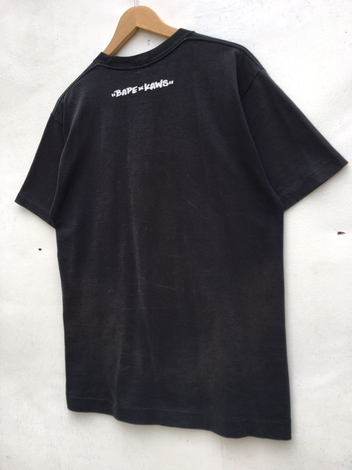 Bape × Kaws SS05 Bape x Kaws Baby Milo Tee Size US M / EU 48-50 / 2 - 19 Thumbnail