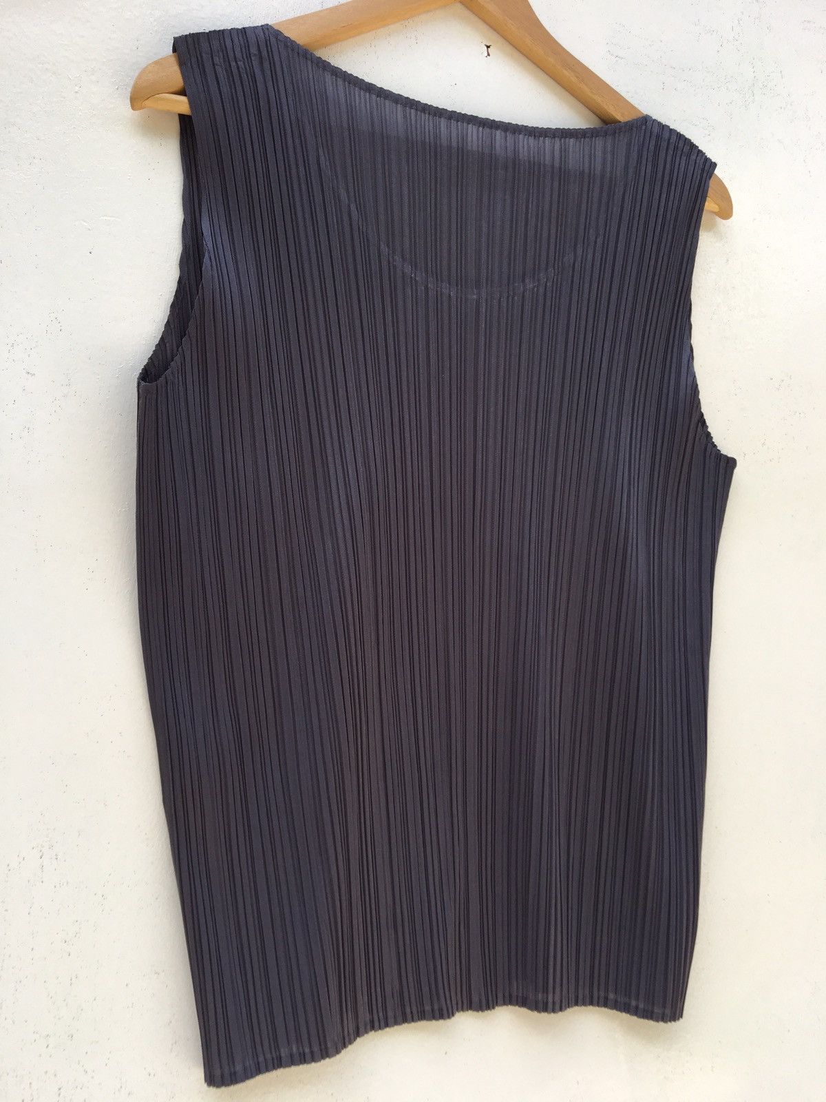Issey Miyake Rare Issey Miyake Pleats Please Sleeveless Top Size US M / EU 48-50 / 2 - 16 Thumbnail