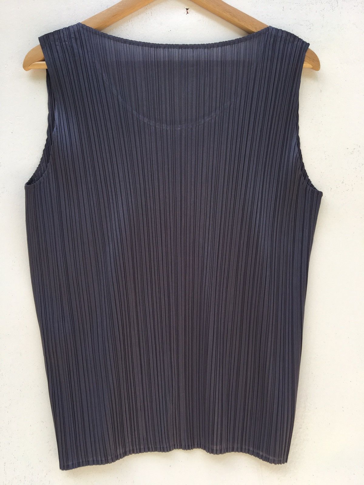 Issey Miyake Rare Issey Miyake Pleats Please Sleeveless Top Size US M / EU 48-50 / 2 - 15 Thumbnail