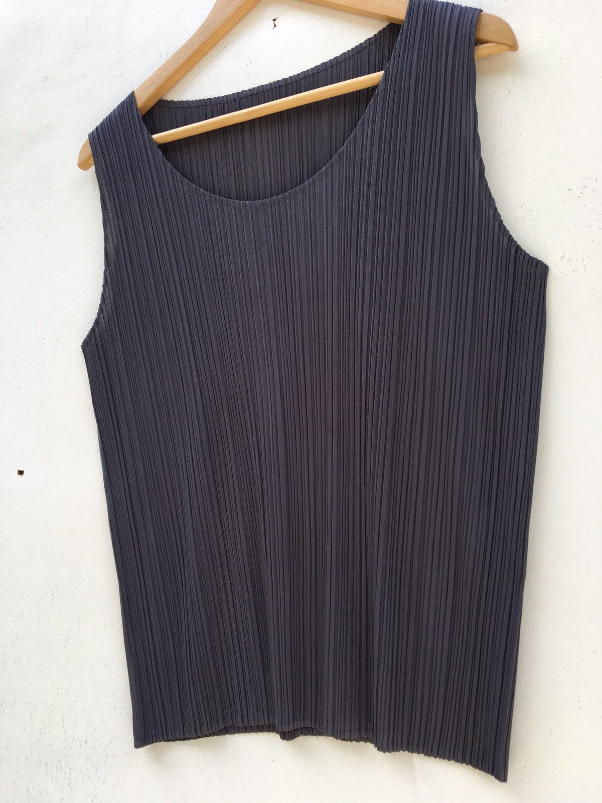 Issey Miyake Rare Issey Miyake Pleats Please Sleeveless Top Size US M / EU 48-50 / 2 - 6 Thumbnail