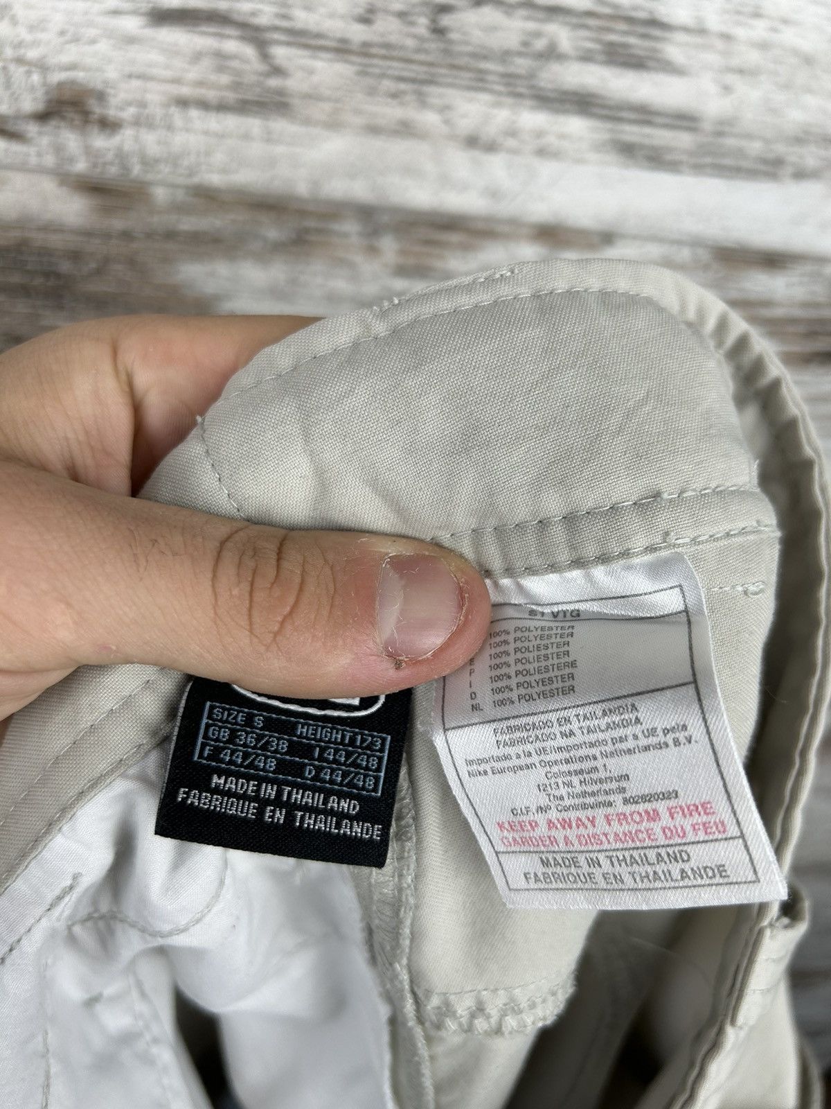 Nike × Vintage Mens Vintage Nike ACG cargo shorts streetwear y2k rare 90s Size US 30 / EU 46 - 12 Thumbnail
