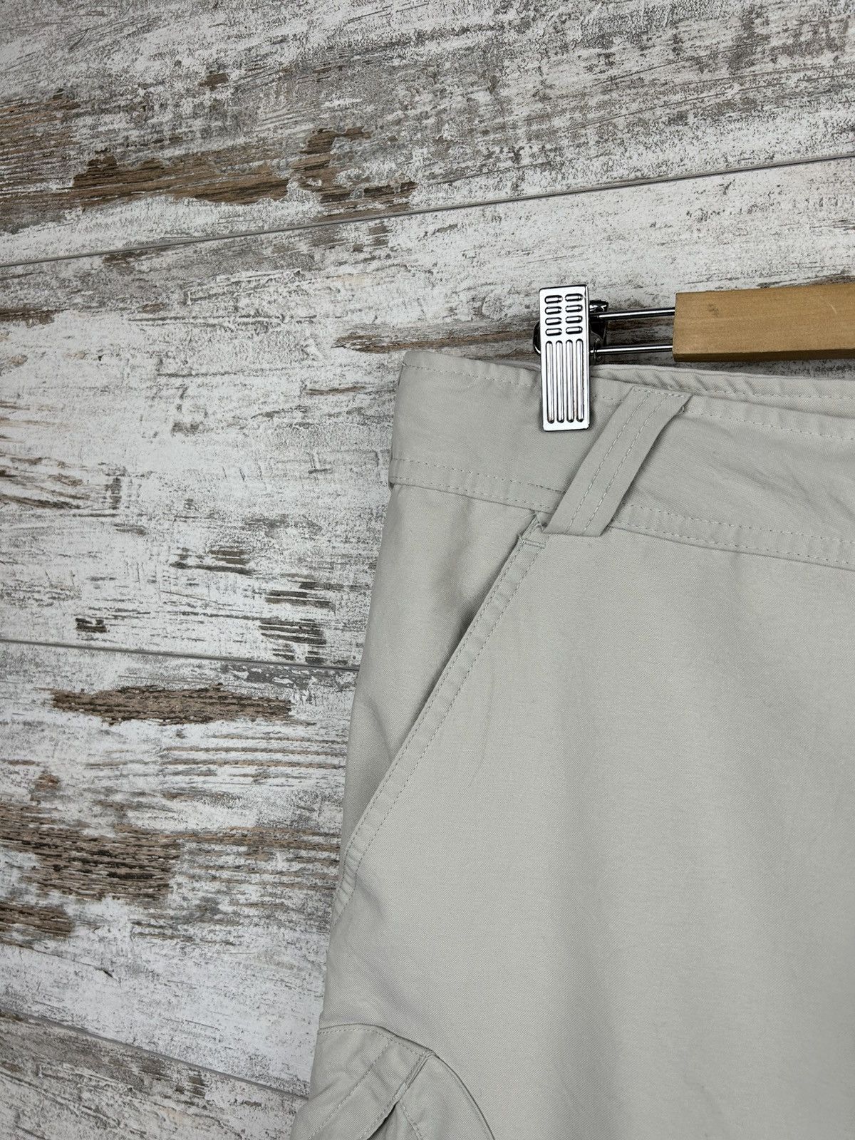 Nike × Vintage Mens Vintage Nike ACG cargo shorts streetwear y2k rare 90s Size US 30 / EU 46 - 7 Thumbnail