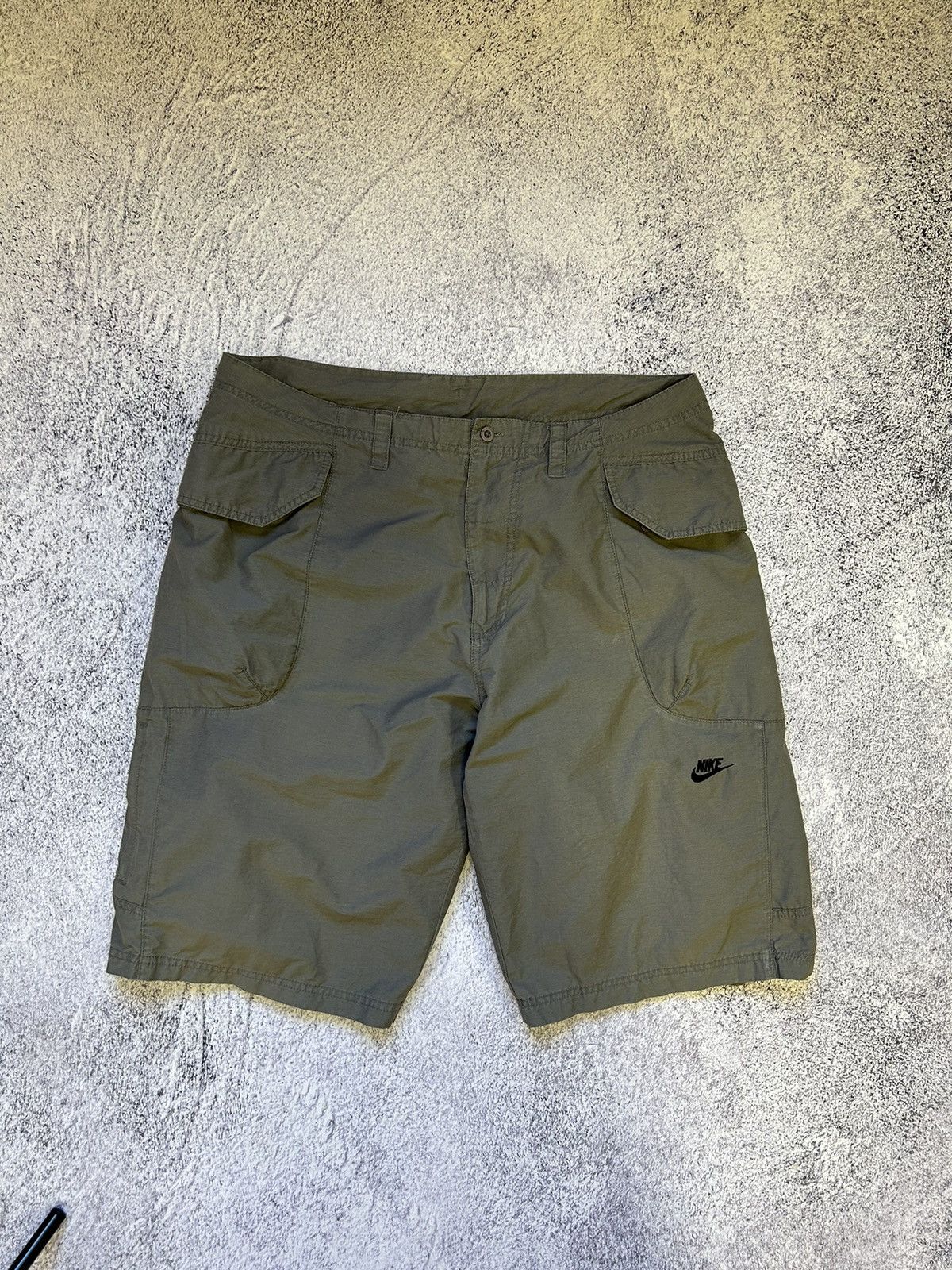 Nike × Vintage Mens Vintage Nike Cargo shorts streetwear y2k rare drill acg Size US 36 / EU 52 - 1 Thumbnail