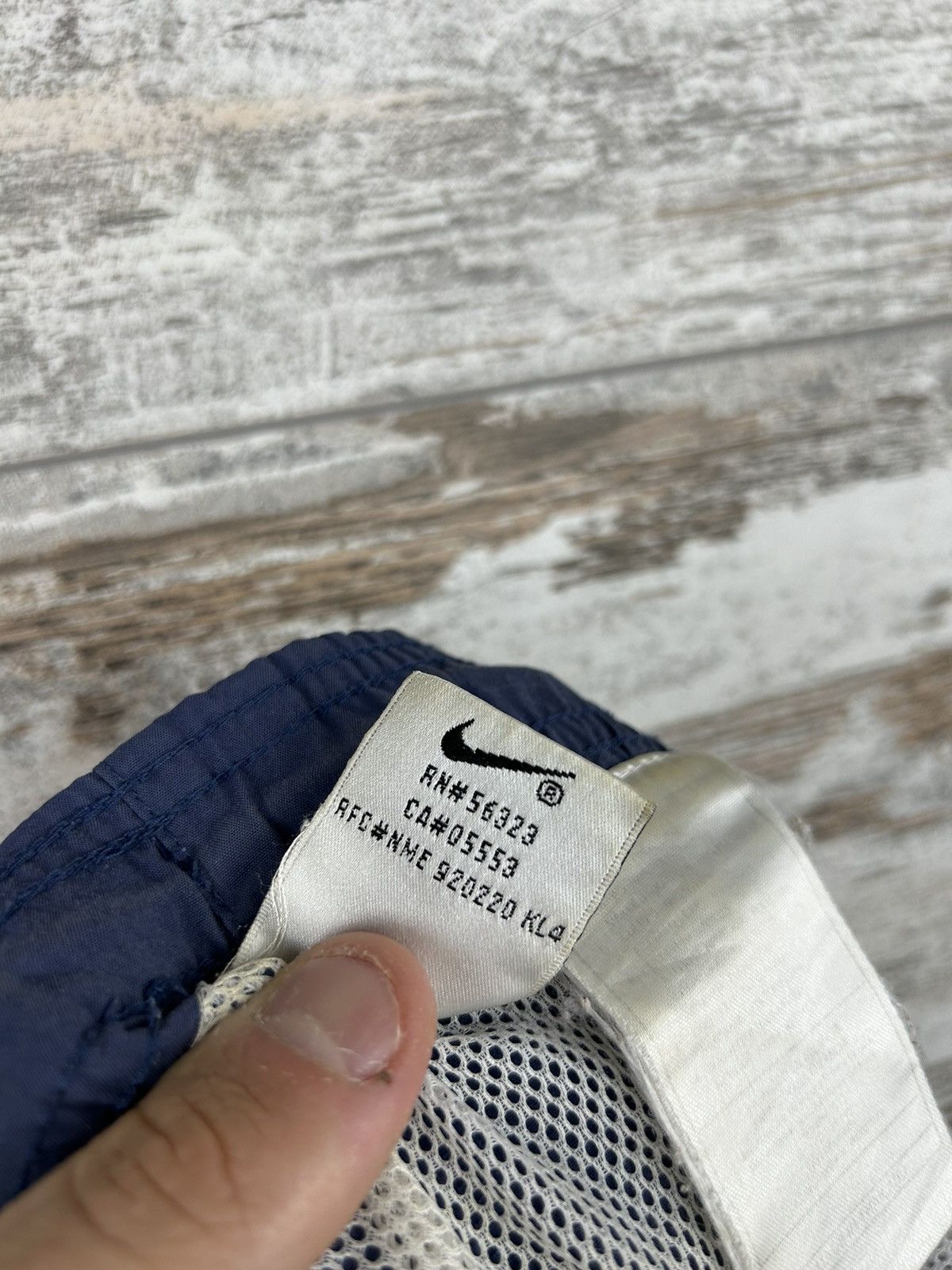 Nike Mens Vintage Nike nylon shorts 90s streetwear y2k rare acg Size US 32 / EU 48 - 11 Thumbnail
