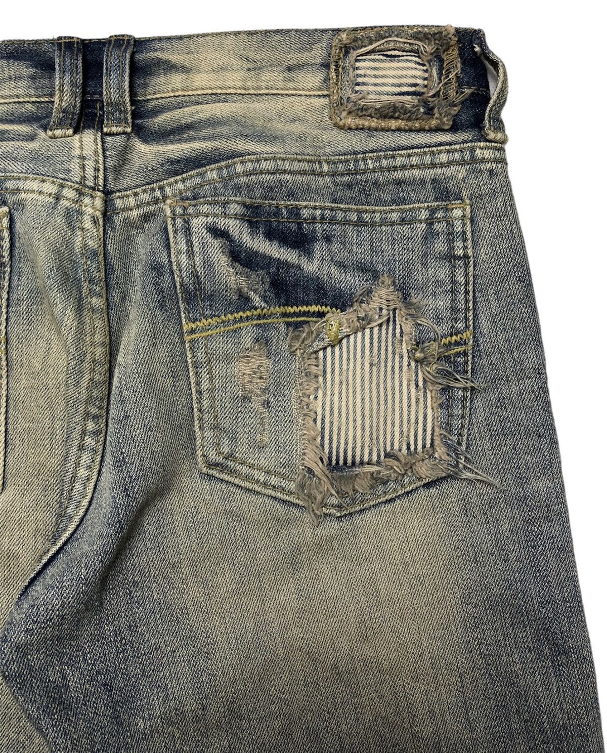 Japanese Brand Distressed dirty denim jeans Size US 30 / EU 46 - 9 Thumbnail