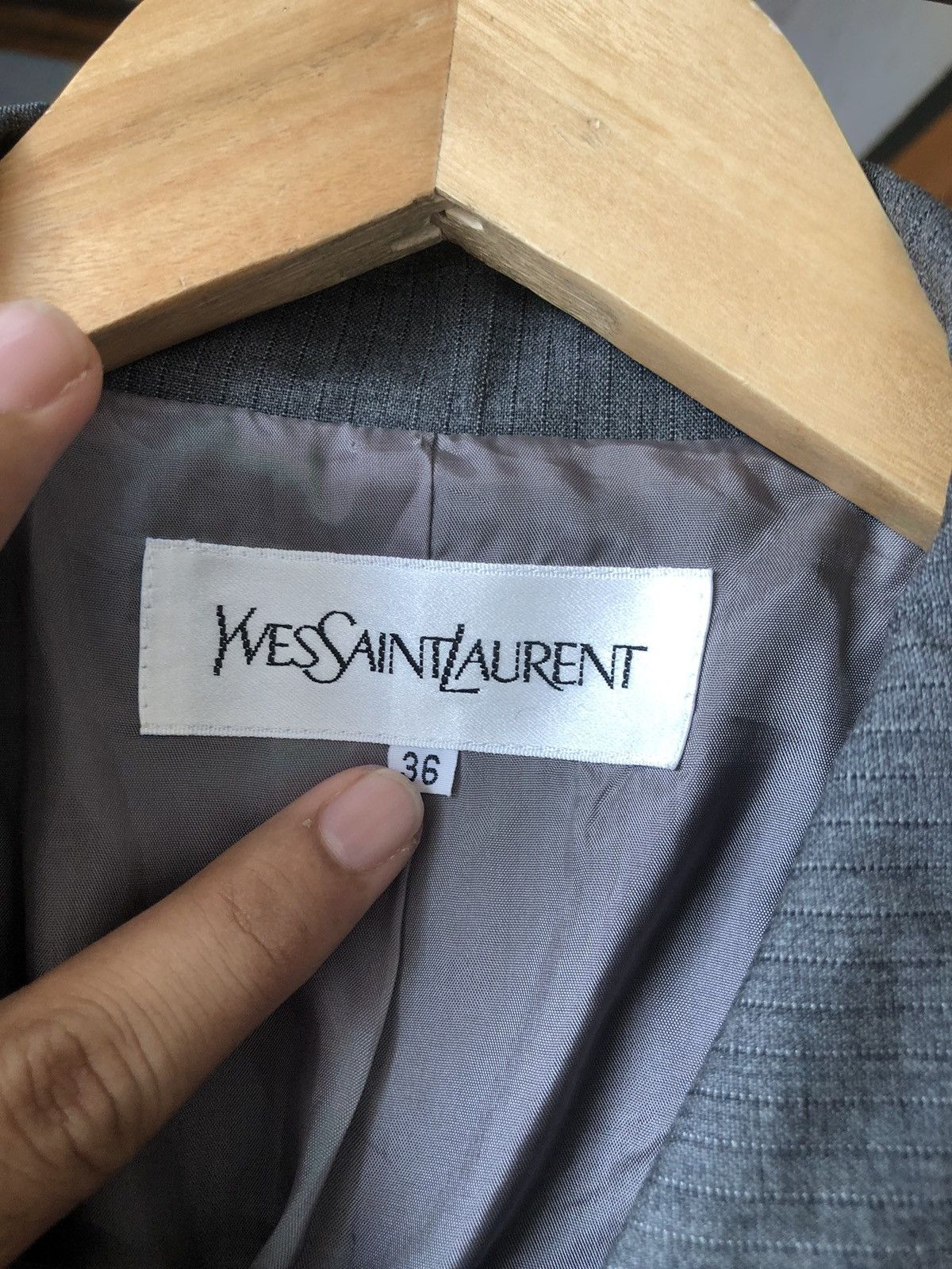 Yves Saint Laurent Vintage Yves Saint Laurent Double Breasted Blazer Jacket Size XS / US 0-2 / IT 36-38 - 12 Thumbnail