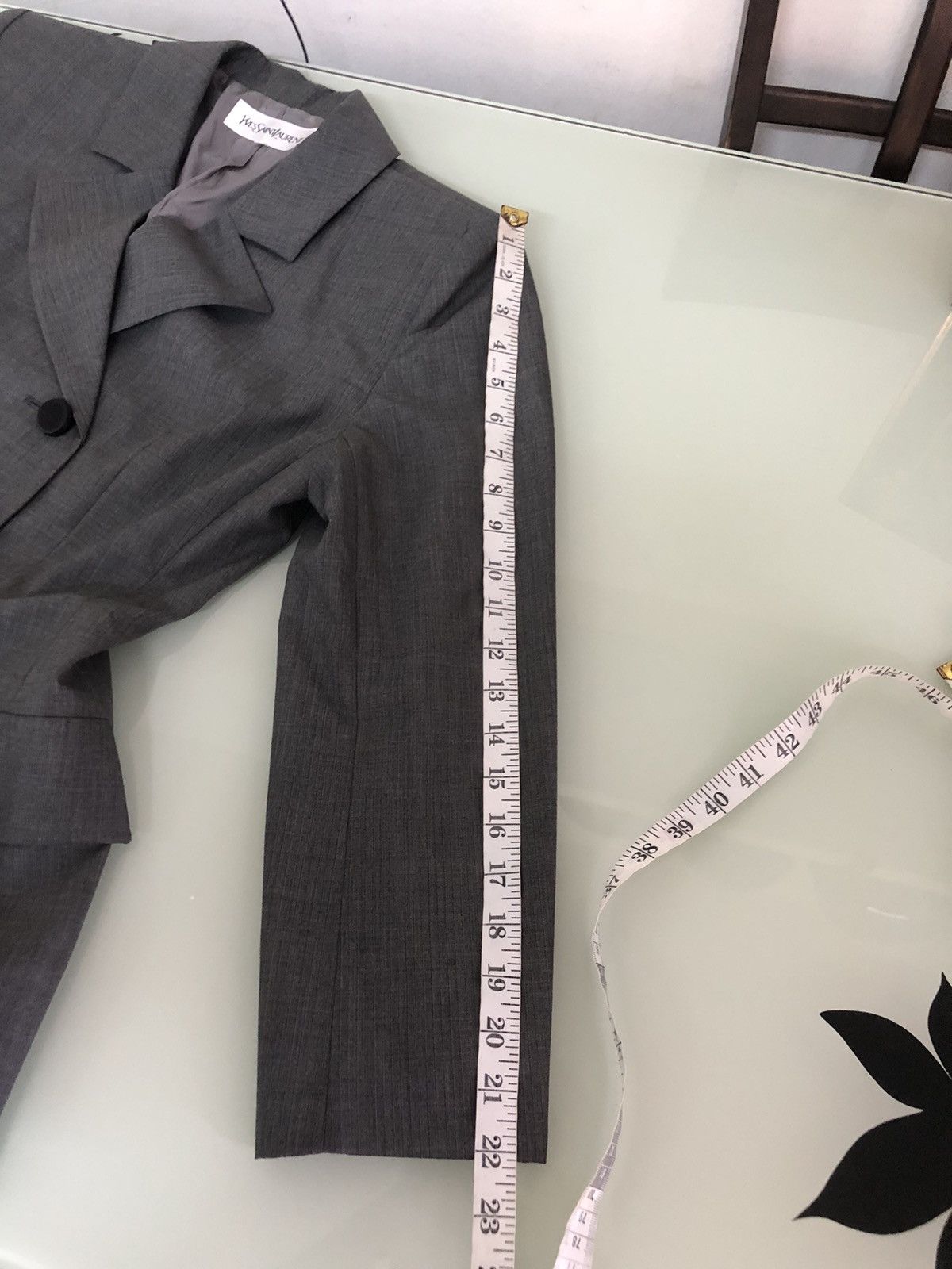 Yves Saint Laurent Vintage Yves Saint Laurent Double Breasted Blazer Jacket Size XS / US 0-2 / IT 36-38 - 23 Thumbnail