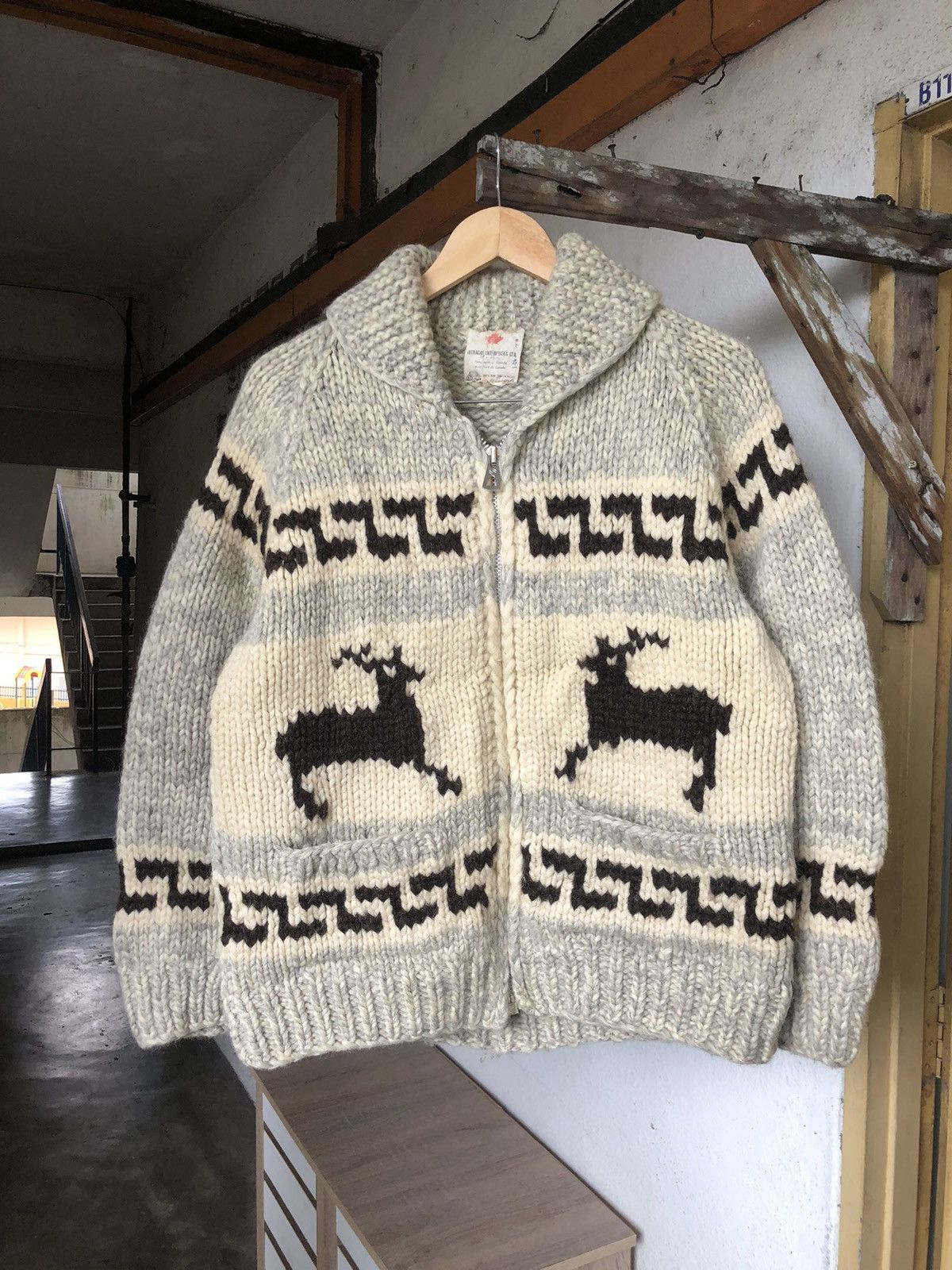 Handmade Polo Ralph Lauren Design Hand Made Colored Knit Jacket Size US S / EU 44-46 / 1 - 4 Thumbnail