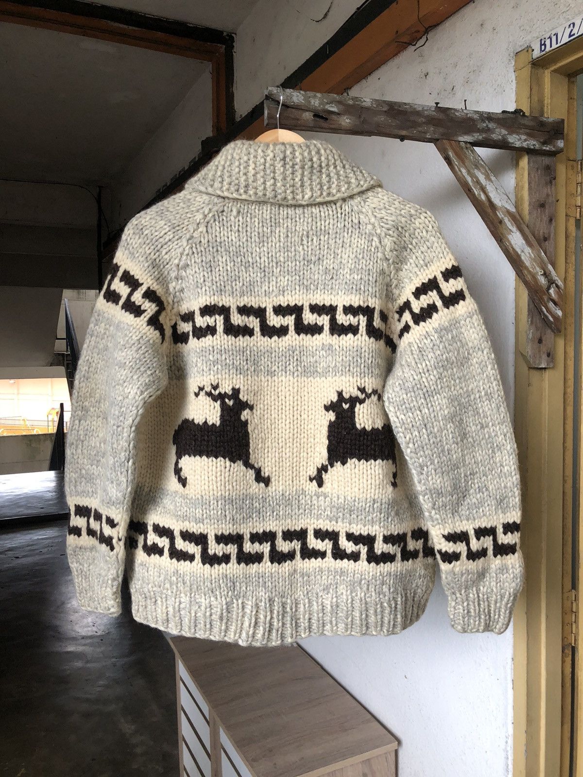 Handmade Polo Ralph Lauren Design Hand Made Colored Knit Jacket Size US S / EU 44-46 / 1 - 2 Thumbnail