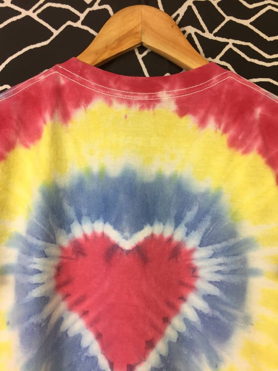 Holiday Brand Love Tie Dye Streetwear Tee Size US M / EU 48-50 / 2 - 5 Thumbnail