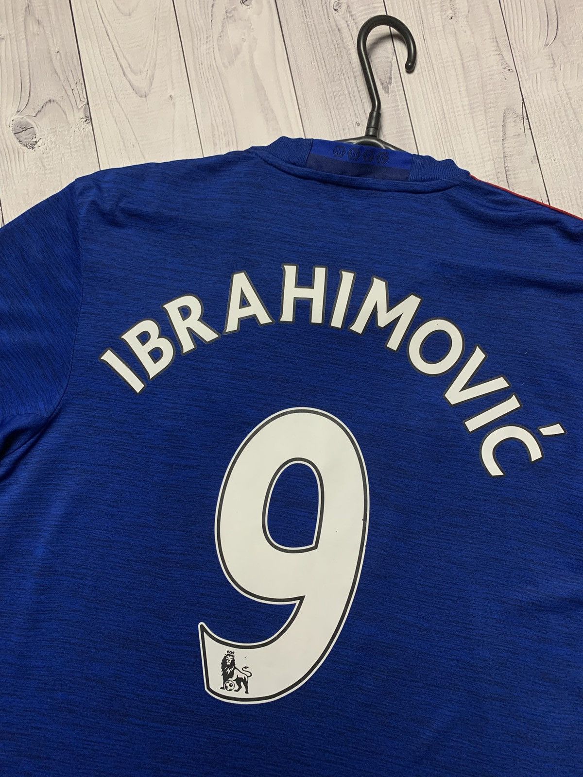 Adidas Vintage Manchester United soccer jersey Ibrahimovic adidas Size US M / EU 48-50 / 2 - 3 Thumbnail