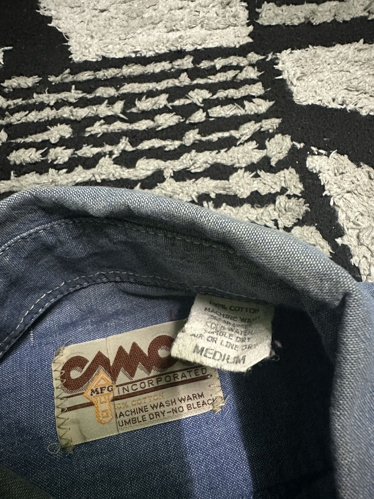 Vintage vintage Mfg denim shirts Size US M / EU 48-50 / 2 - 3 Thumbnail