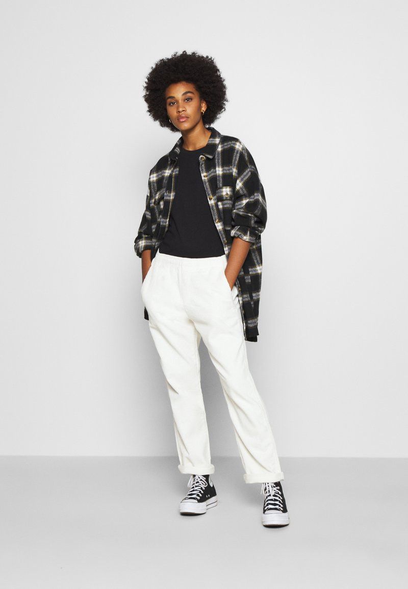 Obey Obey Regular Straight Fit White Bone Splash Corduroy Pants S Size 29" - 2 Thumbnail