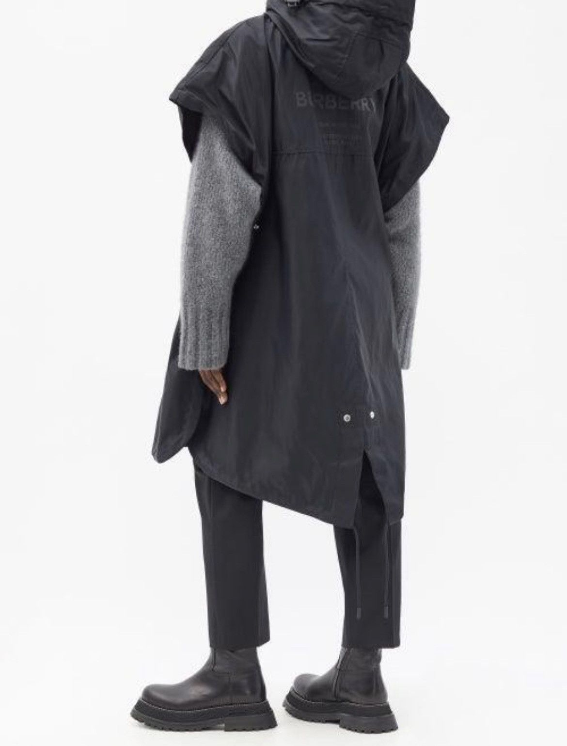 Burberry NWT Burberry Horseferry Nylon Cape Size US S / EU 44-46 / 1 - 2 Thumbnail