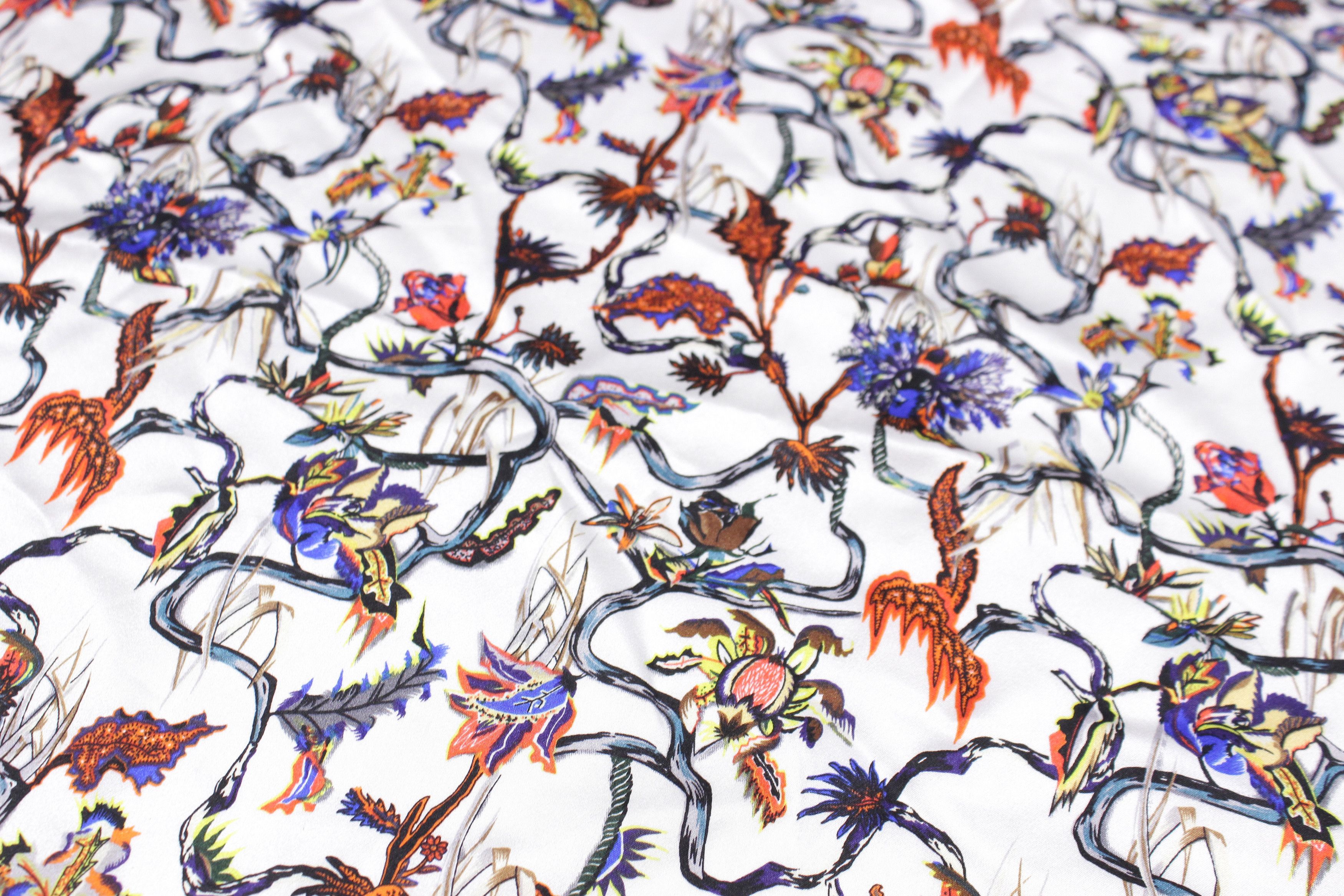 Balenciaga Birds Printed Silk Scarf Size ONE SIZE - 3 Thumbnail