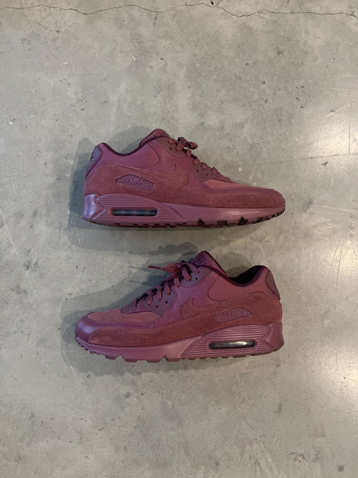 Nike Nike Air Max 90 Premium Size US 13 / EU 46 - 2 Thumbnail