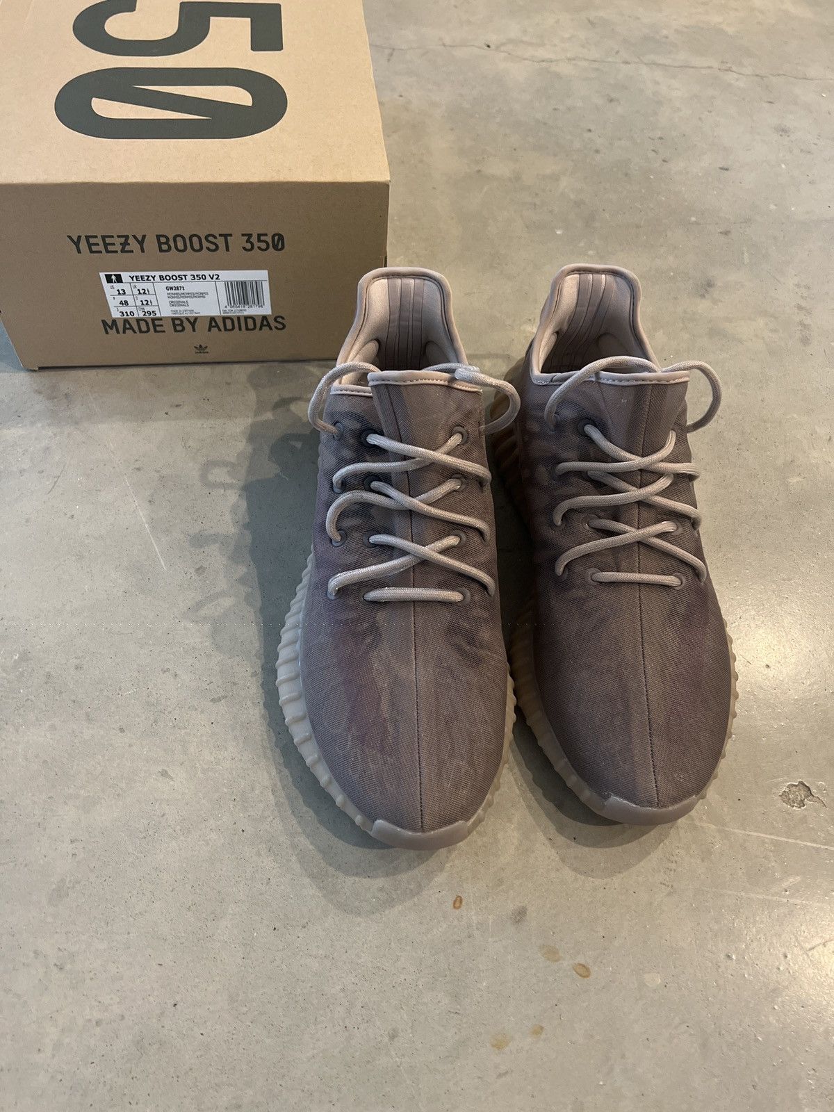 Adidas × Kanye West Yeezy Boost 350 V2 Monomist Size US 13 / EU 46 - 2 Thumbnail