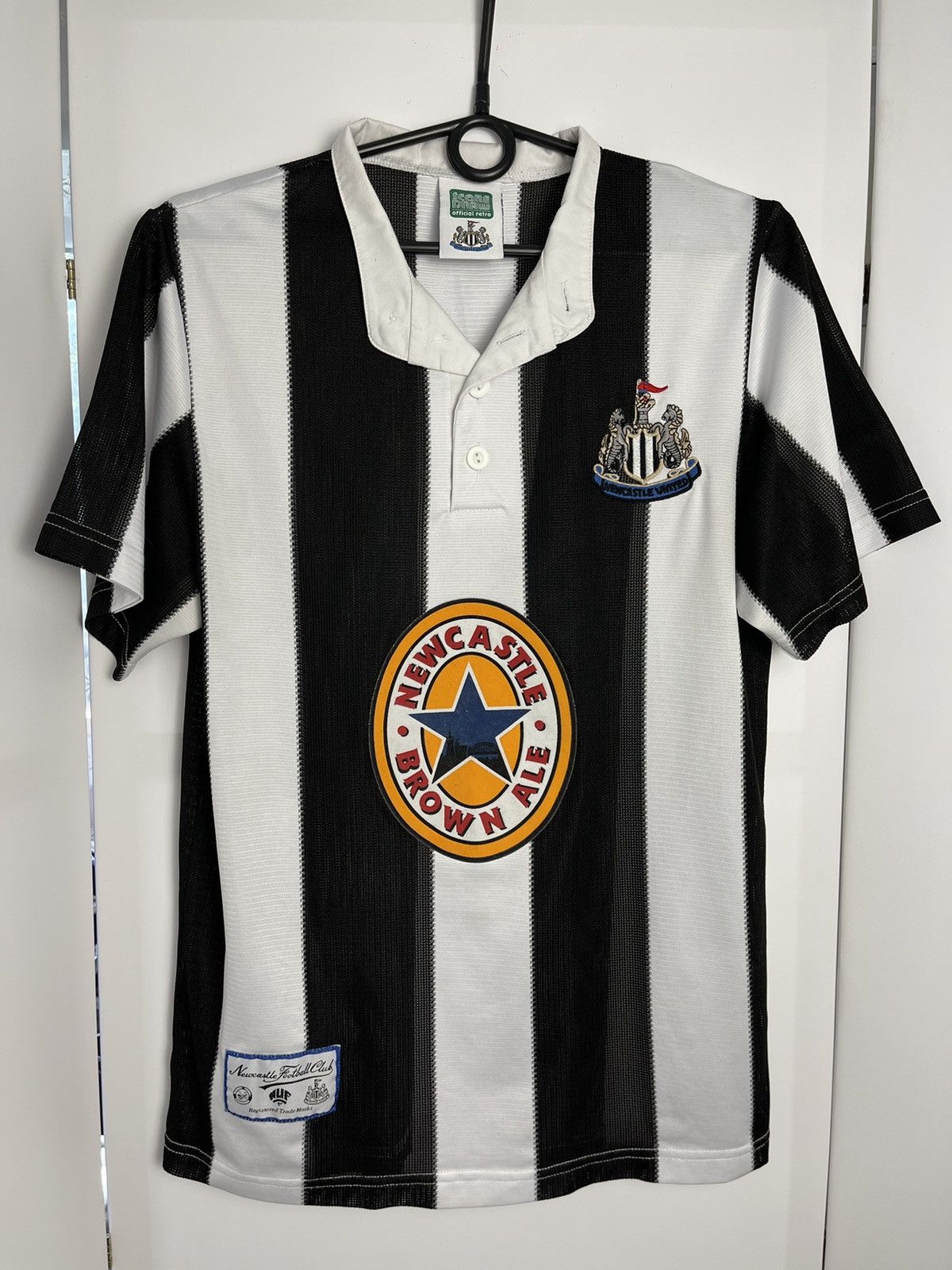 Vintage soccer jersey New Castle United size S