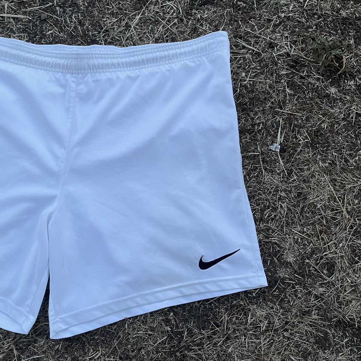 Nike Vintage Y2K Drill Nike Swoosh Logo Shorts Streetwear Size XL Size US 36 / EU 52 - 2 Thumbnail