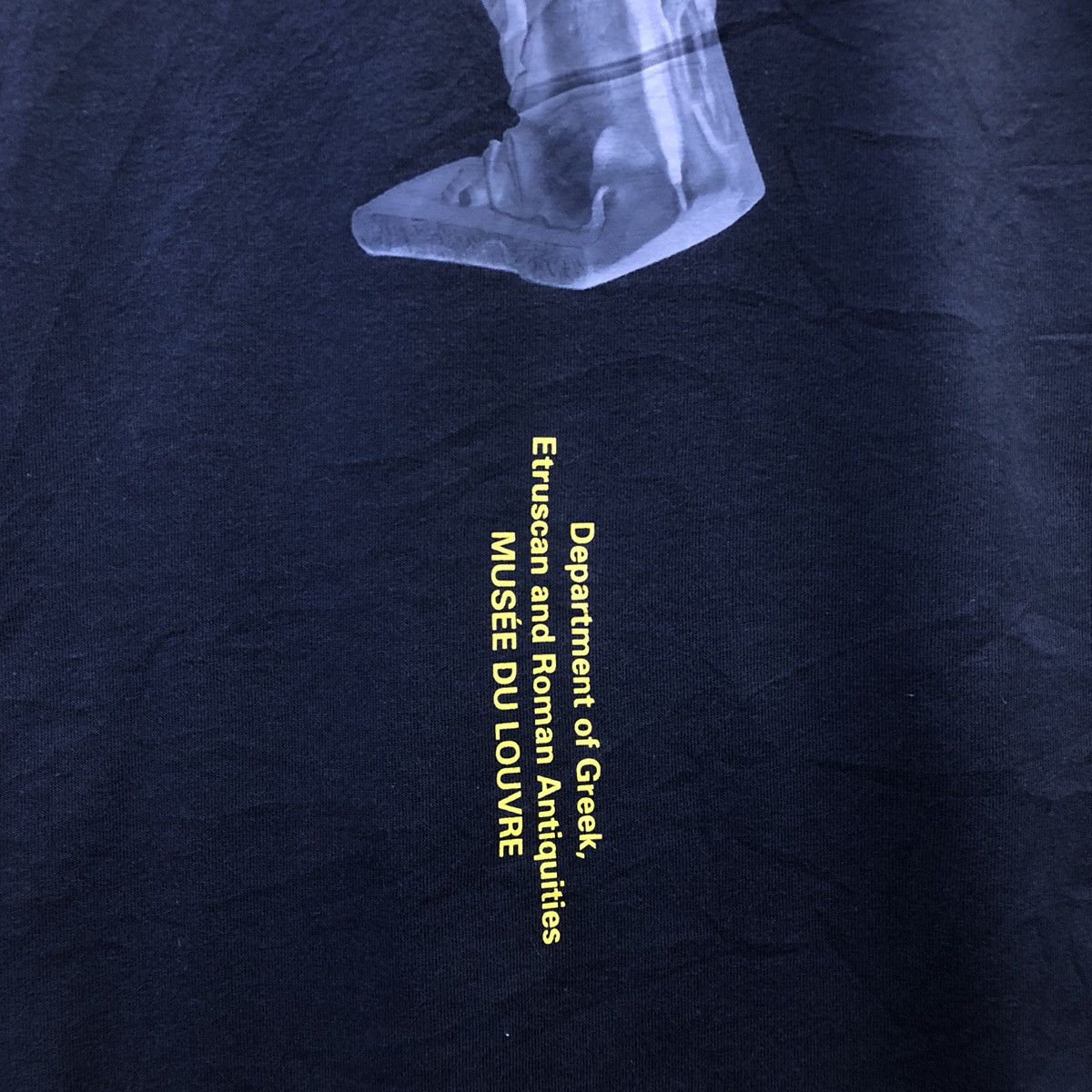 Uniqlo Uniqlo Musee Du Louvre X Peter Saville Art Collab Tee Size US XL / EU 56 / 4 - 5 Thumbnail