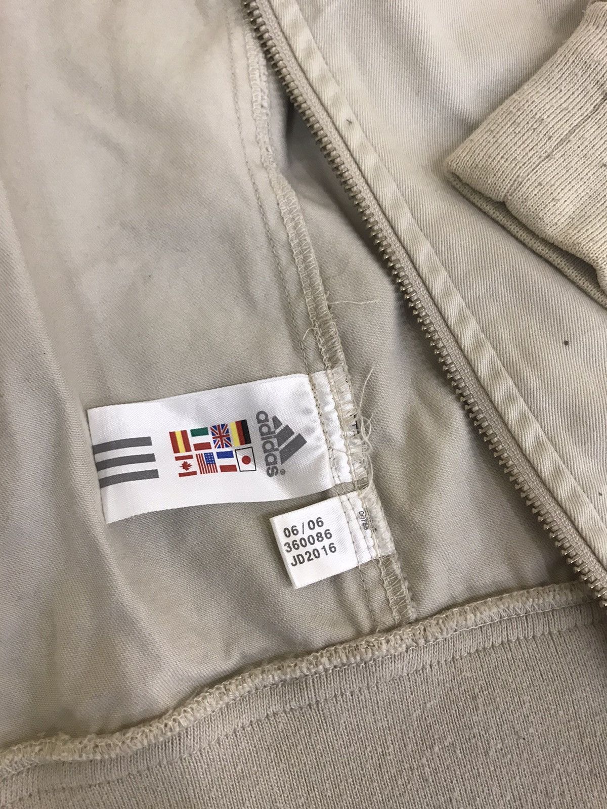Adidas Adidas Jacket Size US L / EU 52-54 / 3 - 17 Thumbnail