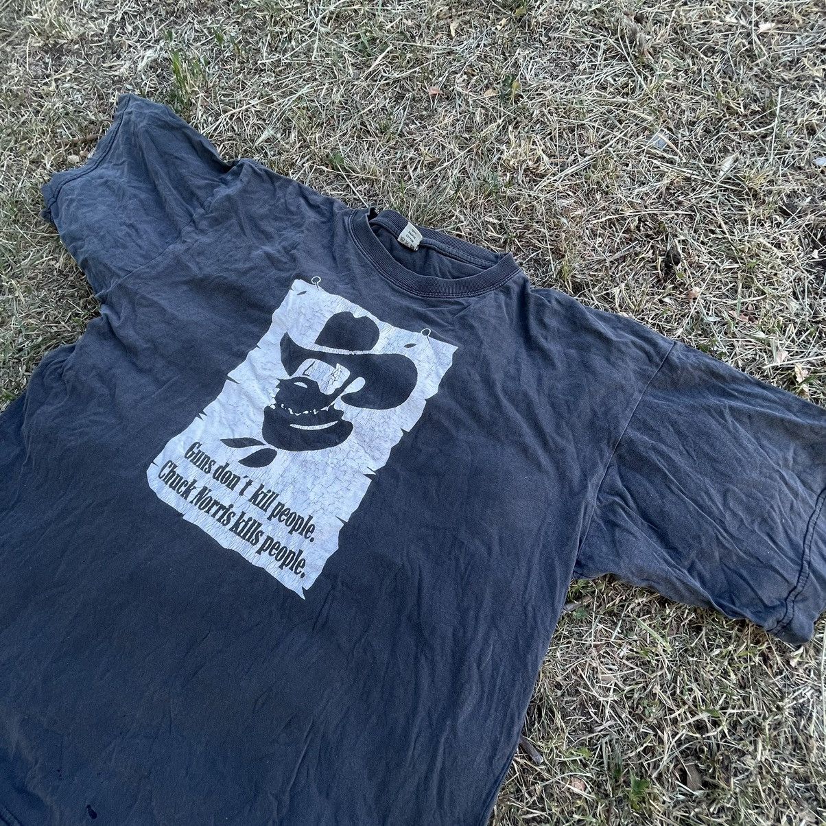 Band Tees Vintage 90s Chuck Norris Humor Tee Art Band Rock Streetwear Size US XXL / EU 58 / 5 - 5 Thumbnail