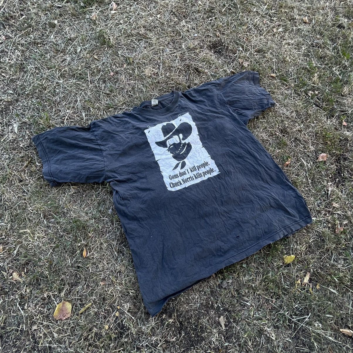Band Tees Vintage 90s Chuck Norris Humor Tee Art Band Rock Streetwear Size US XXL / EU 58 / 5 - 8 Thumbnail