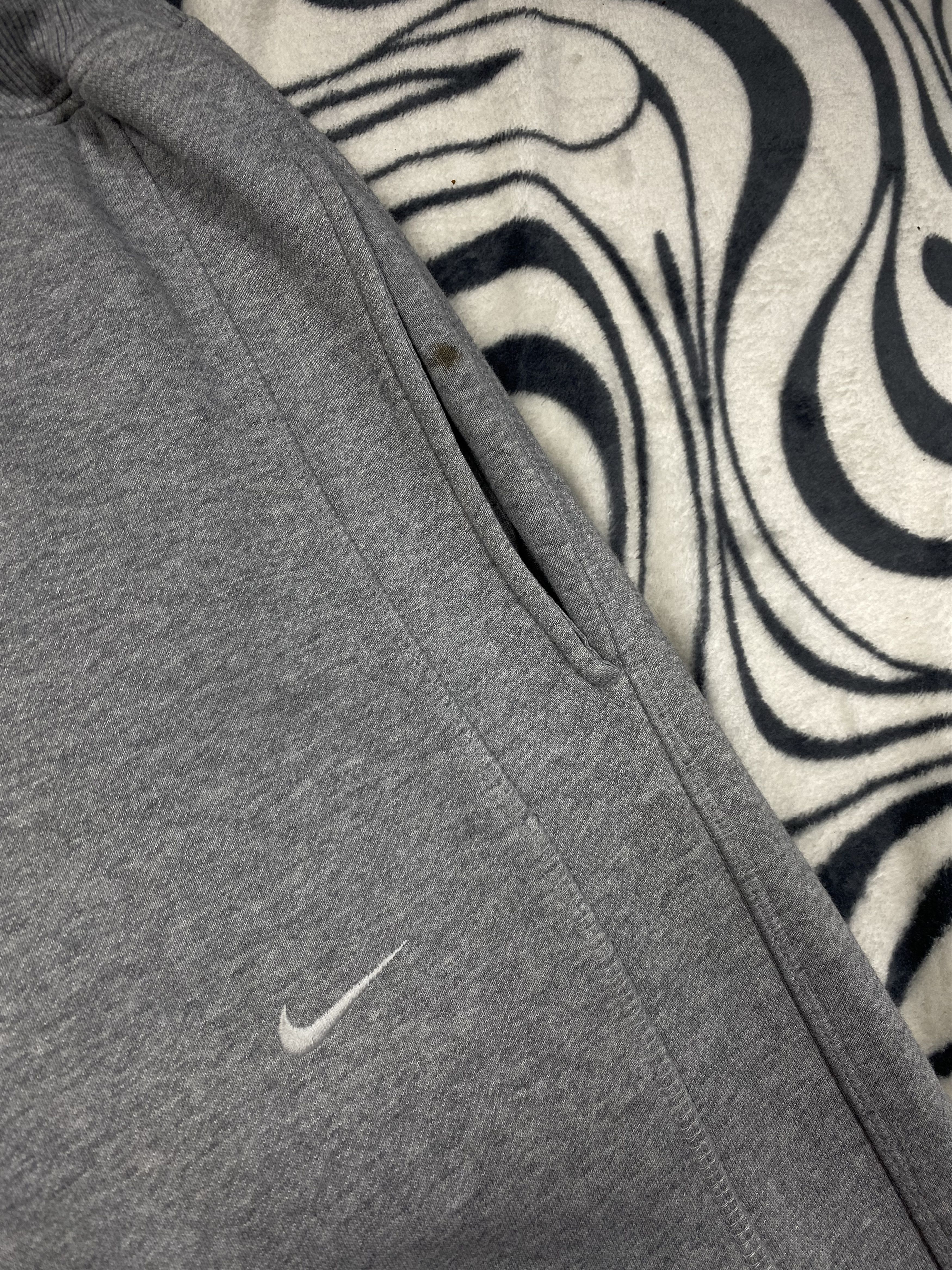 Nike Nike Vintage Mens Baggy Sweatpants Cotton Pants Y2K Size US 36 / EU 52 - 3 Thumbnail