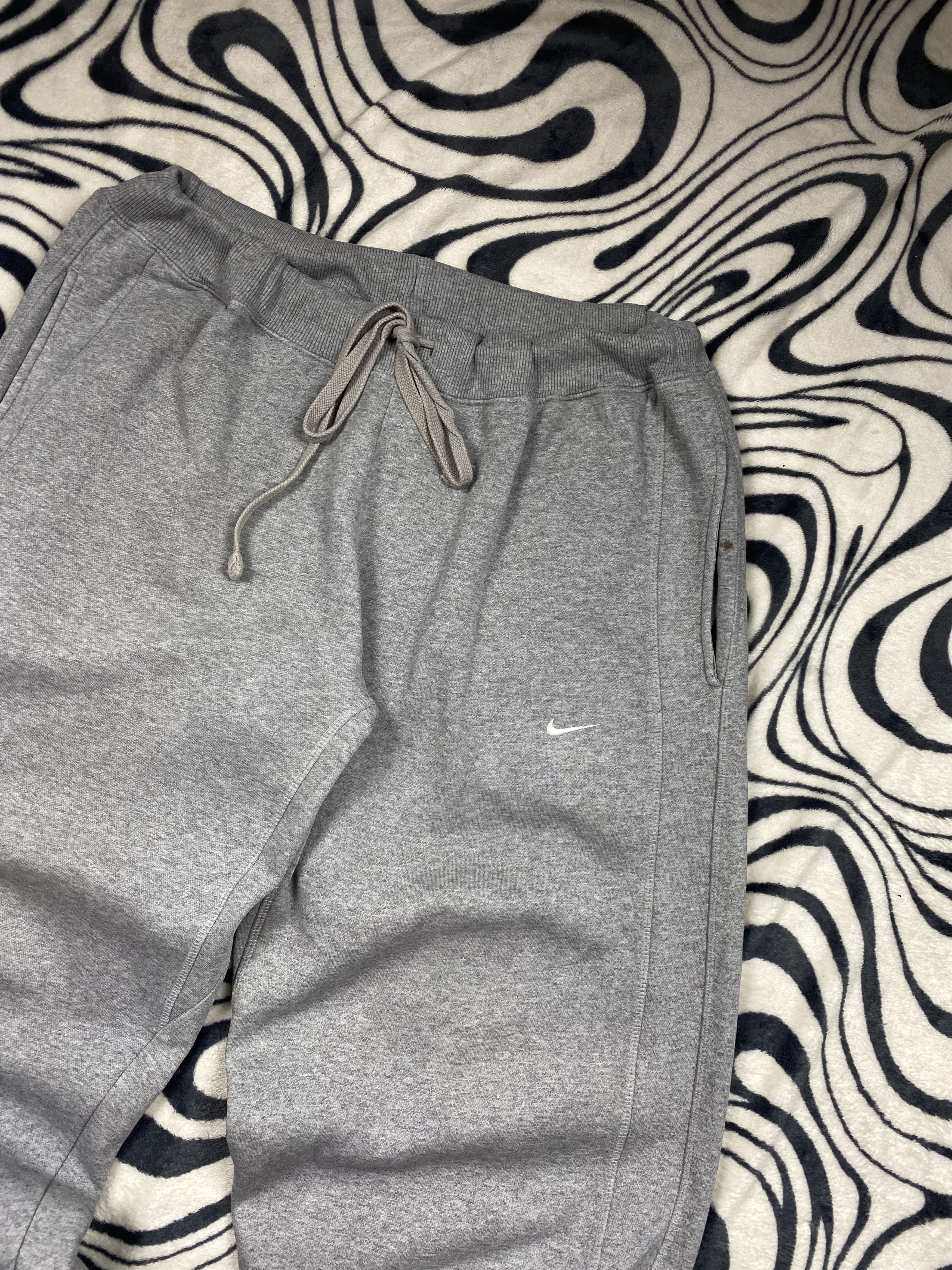 Nike Nike Vintage Mens Baggy Sweatpants Cotton Pants Y2K Size US 36 / EU 52 - 2 Thumbnail