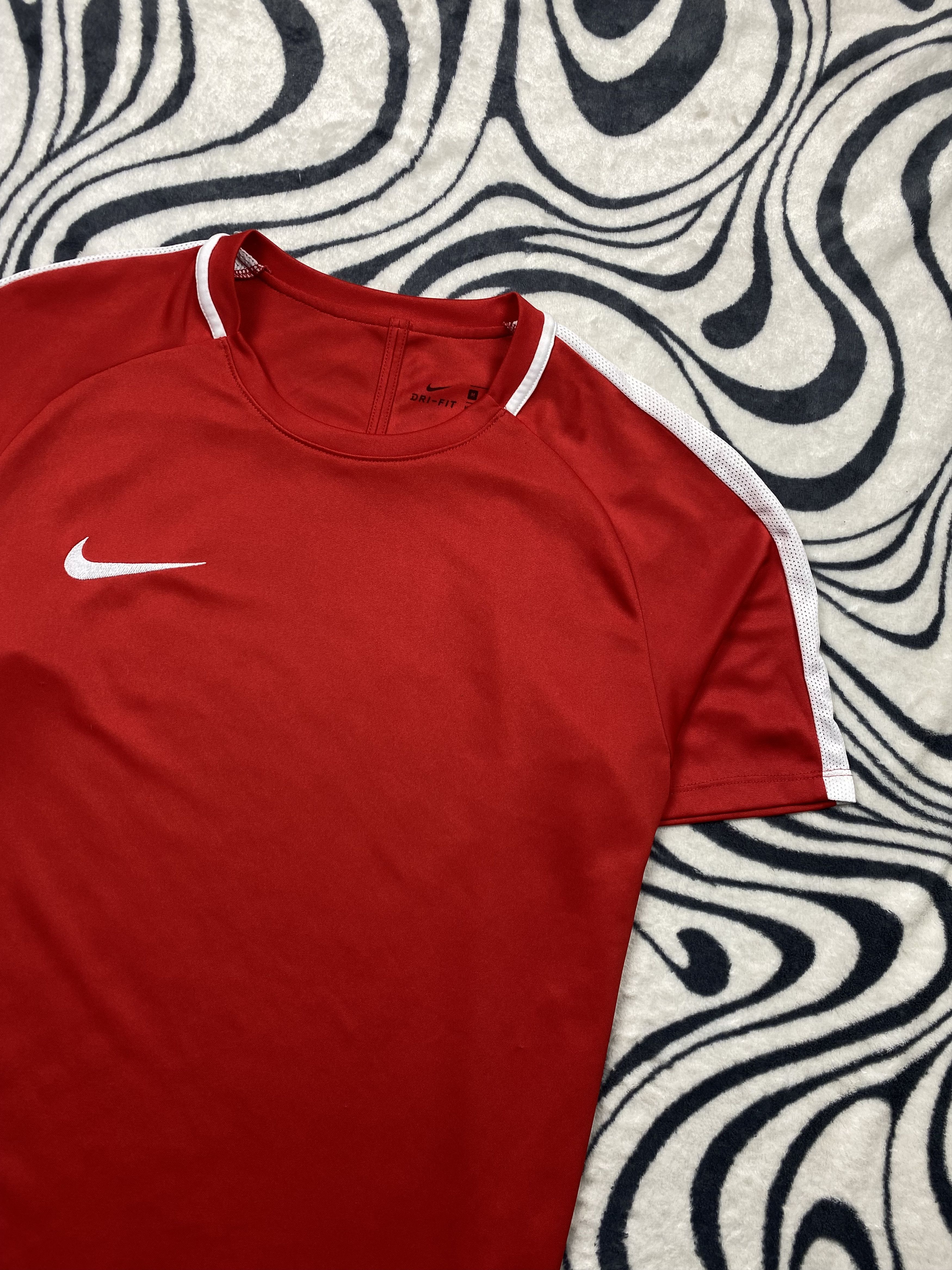 Nike Nike Dri Fit Mens T-Shirt Tee Y2K Drill Size US M / EU 48-50 / 2 - 2 Thumbnail