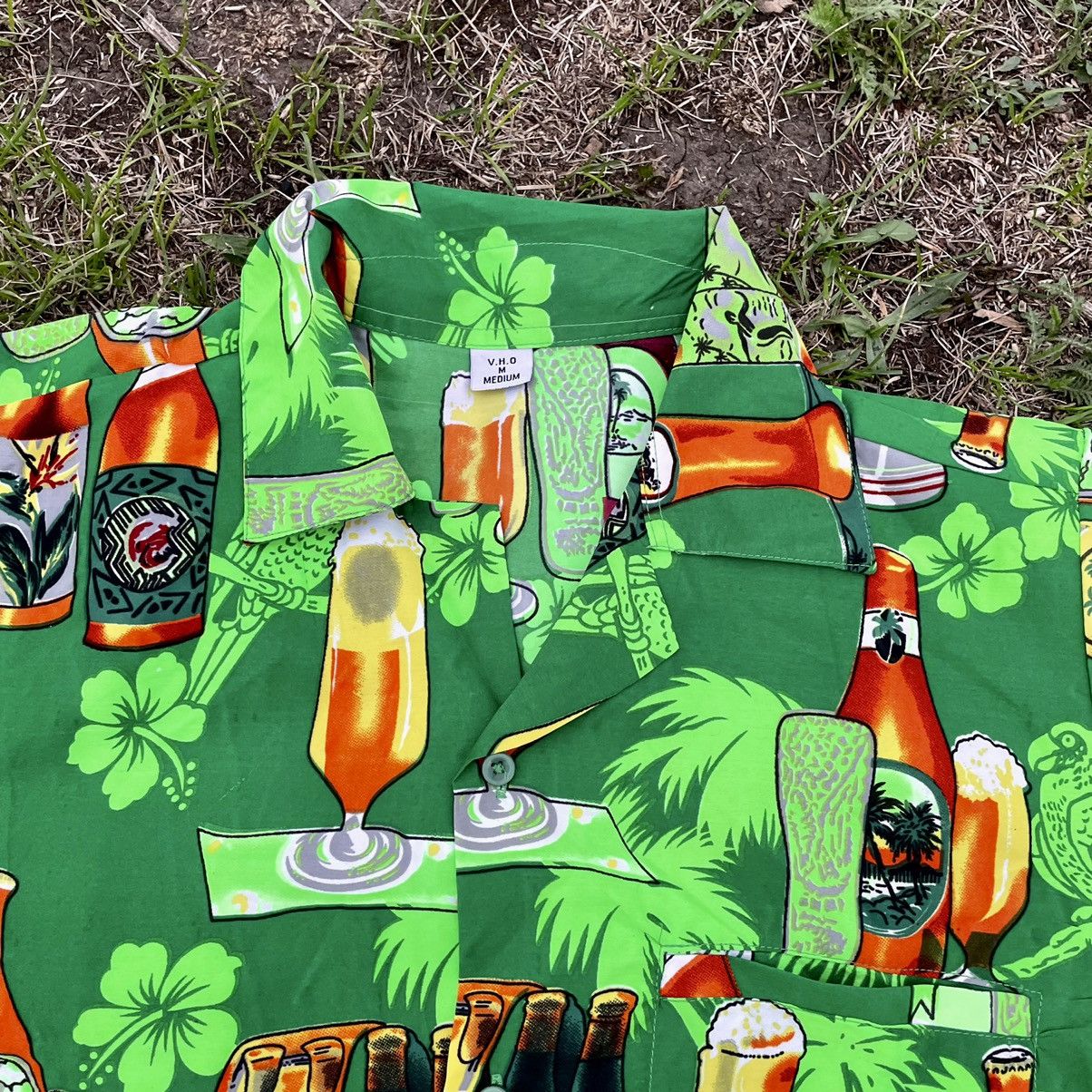 Vintage Vintage 90s All Over Print Beer Shots Hawaiian Shirt Rave M Size US M / EU 48-50 / 2 - 4 Thumbnail