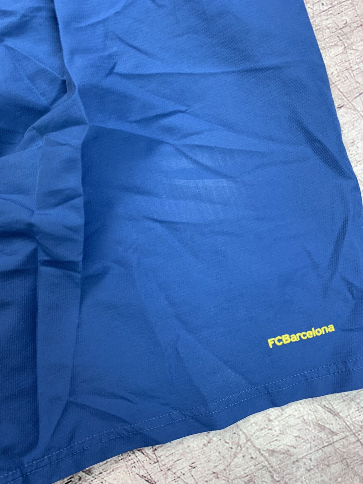 Nike × Vintage Nike F.C Barcelona Shorts Size US 34 / EU 50 - 9 Thumbnail