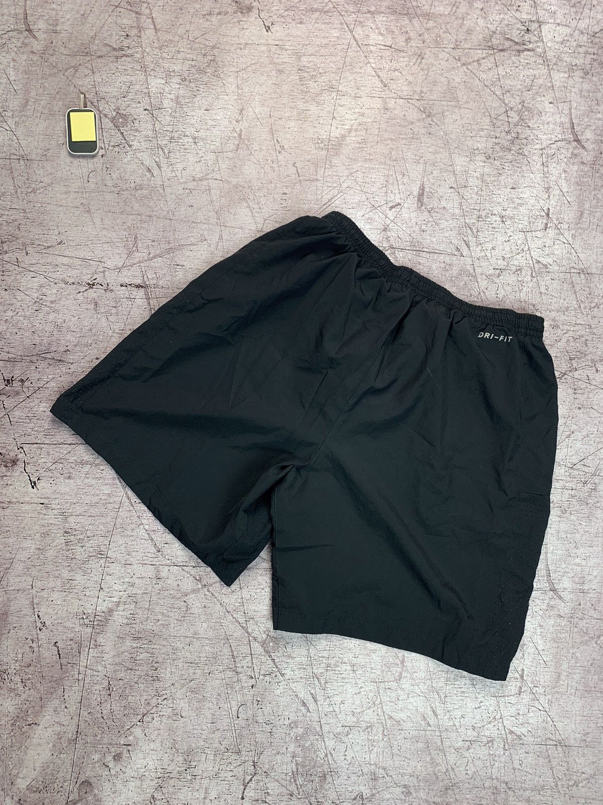 Nike Nike Dri Fit Vintage Shorts Size US 34 / EU 50 - 2 Thumbnail