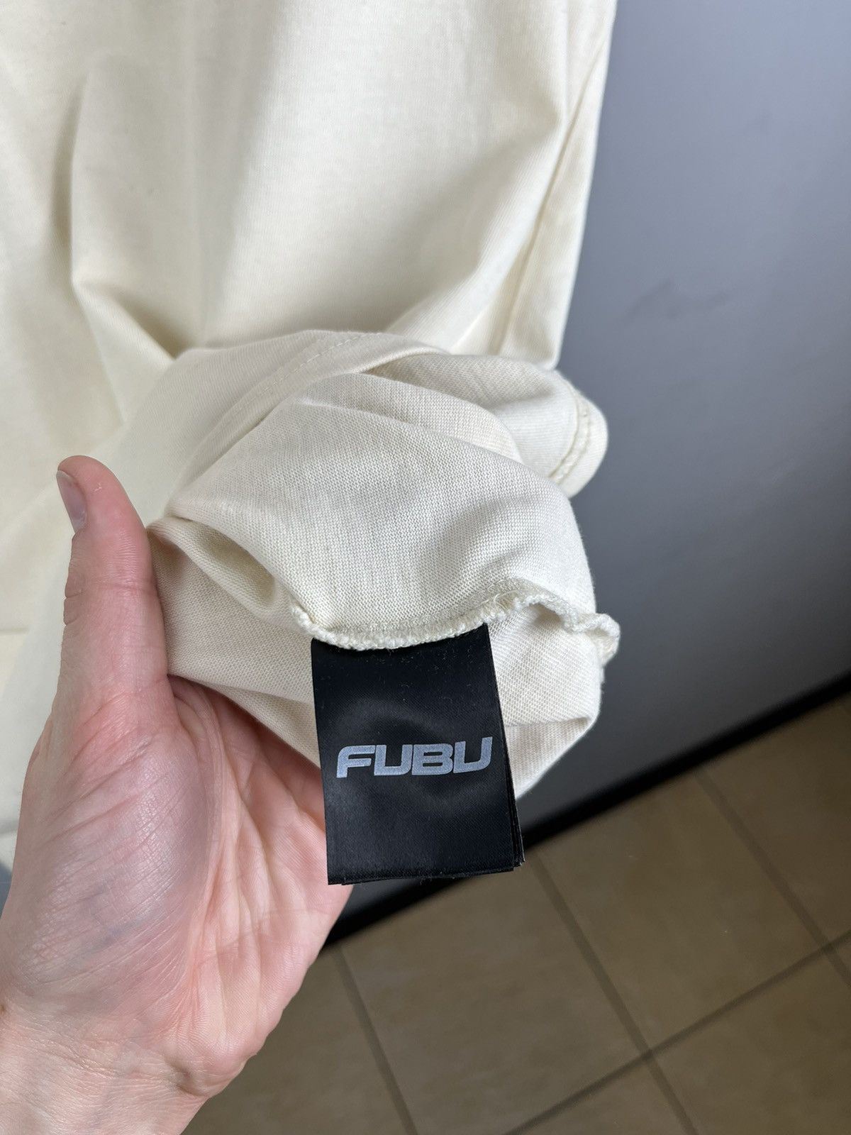 Fubu × Vintage Vintage Fubu sports t-shirt rap tee L Size US L / EU 52-54 / 3 - 8 Thumbnail