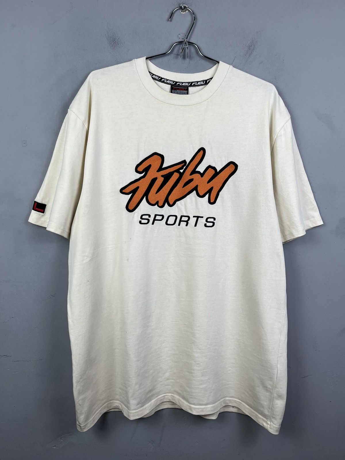 Fubu × Vintage Vintage Fubu sports t-shirt rap tee L Size US L / EU 52-54 / 3 - 1 Thumbnail